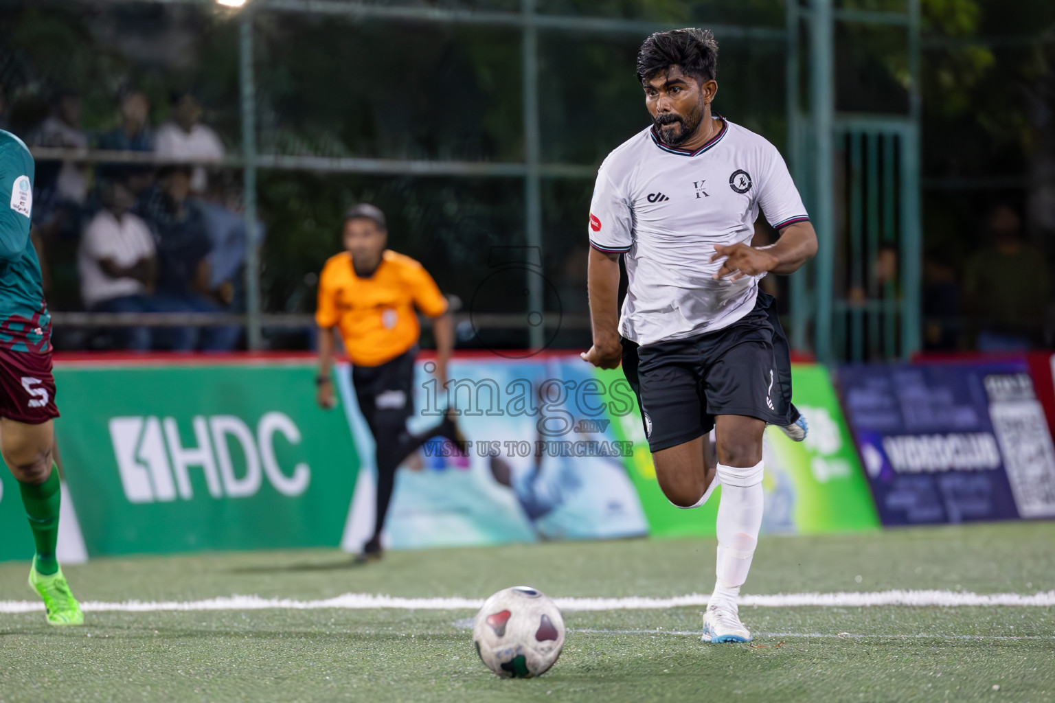 Kulhivaru Vuzaara Club vs Club Binaara in Club Maldives Classic 2024 held in Rehendi Futsal Ground, Hulhumale', Maldives on Saturday, 14th September 2024. Photos: Ismail Thoriq / images.mv