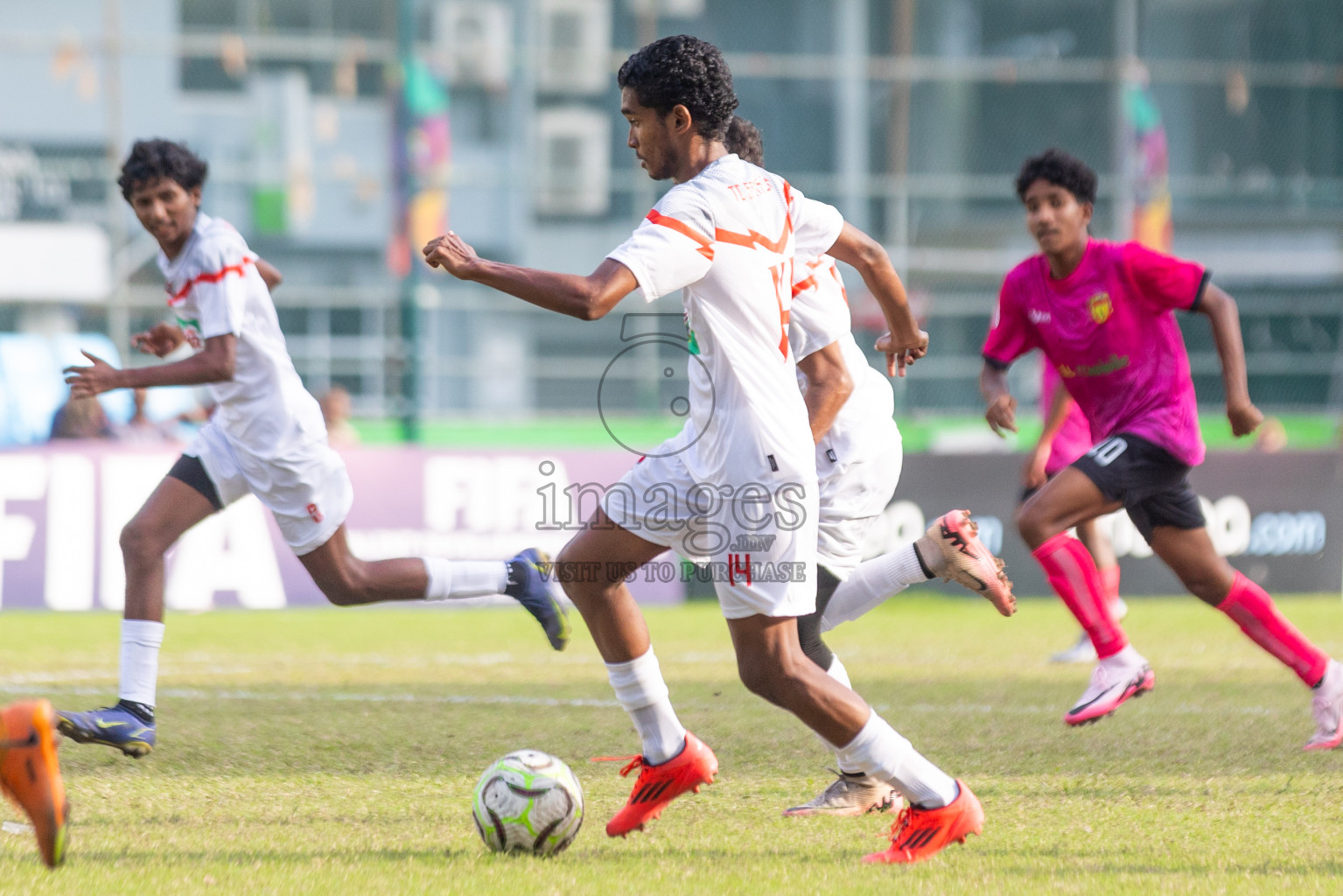 United Victory vs TC Sports Club in Day 7 of Dhivehi Youth League 2024 held at Henveiru Stadium on Sunday, 1st December 2024. Photos: Shuu Abdul Sattar, / Images.mv