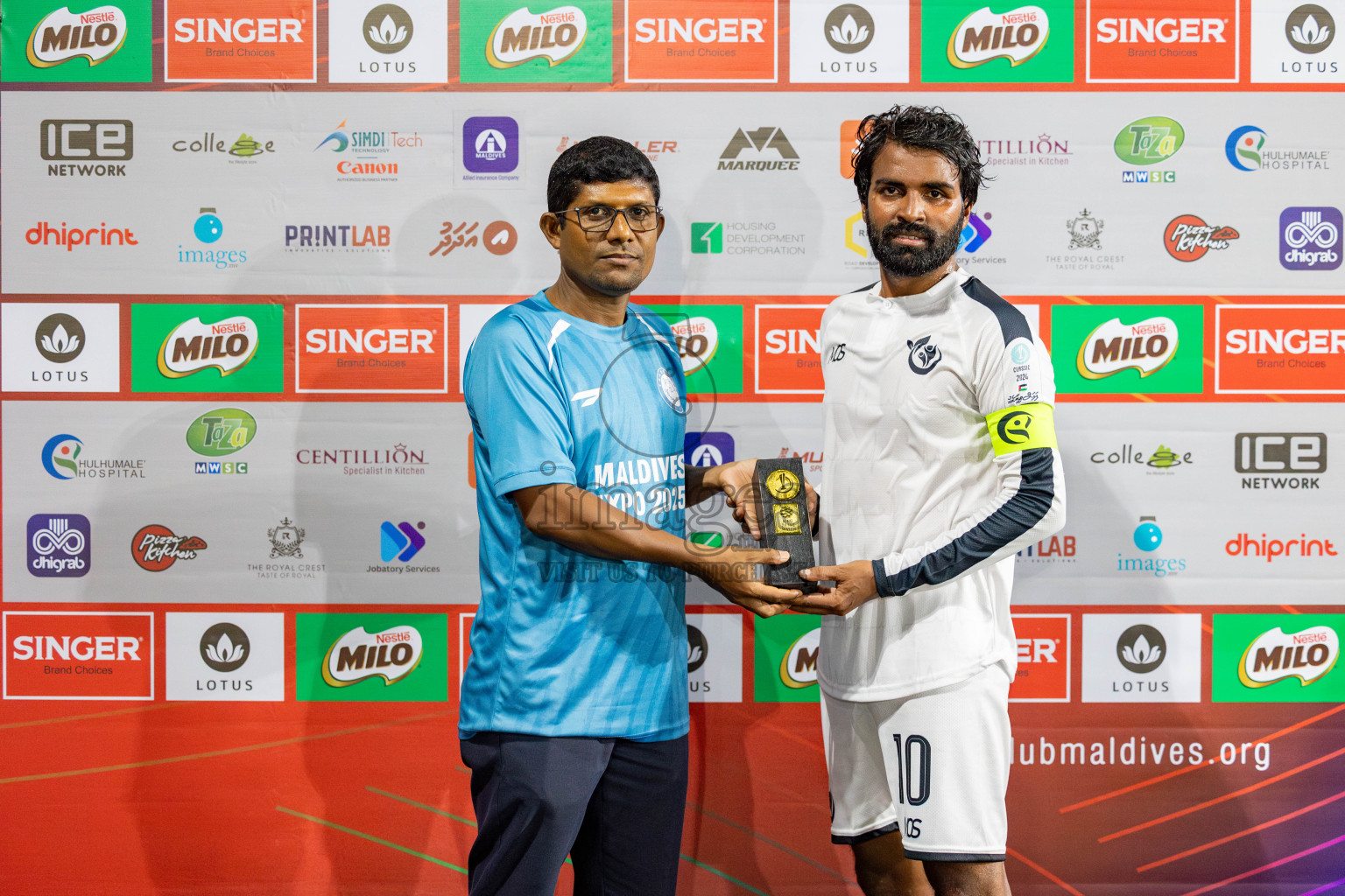 DHAAKHILY CLUB vs HULHUMALE HOSPITAL in Club Maldives Classic 2024 held in Rehendi Futsal Ground, Hulhumale', Maldives on Thursday, 5th September 2024. Photos: Hassan Simah / images.mv