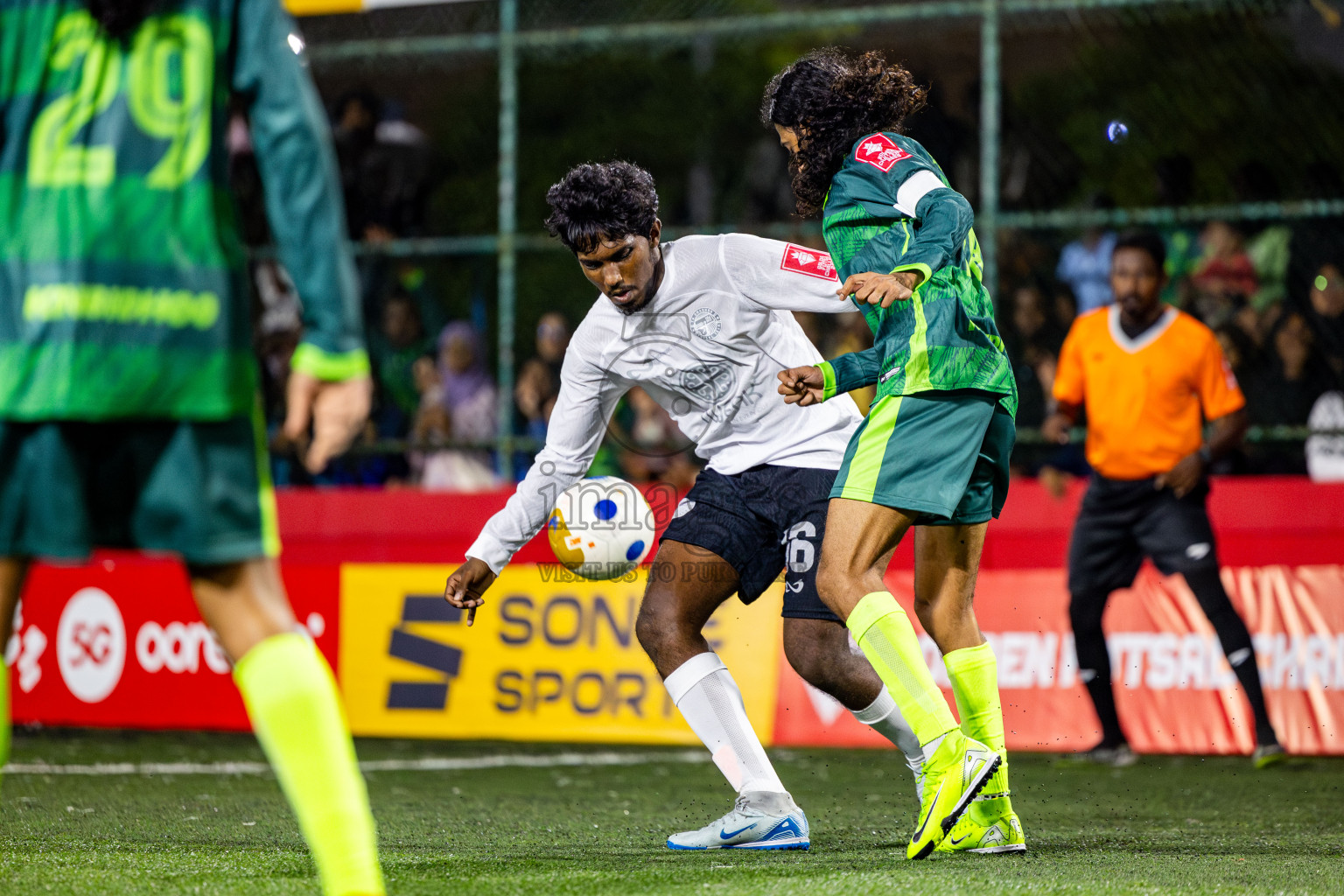 Thaa Omadhoo VS Thaa Kinbidhoo in Day 6 of Golden Futsal Challenge 2025 on Friday, 6th January 2025, in Hulhumale', Maldives Photos: Nausham Waheed / images.mv
