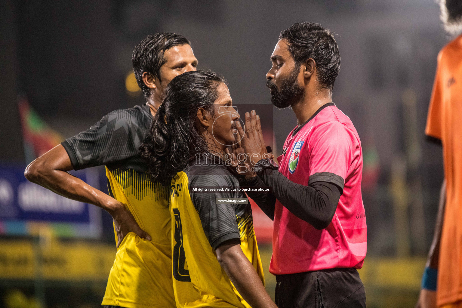 RRC Vs FSM in the Semi Finals of Club Maldives 2021 held in Hulhumale, Maldives on 19 December 2021. Photos: Nausham Waheed / images.mv