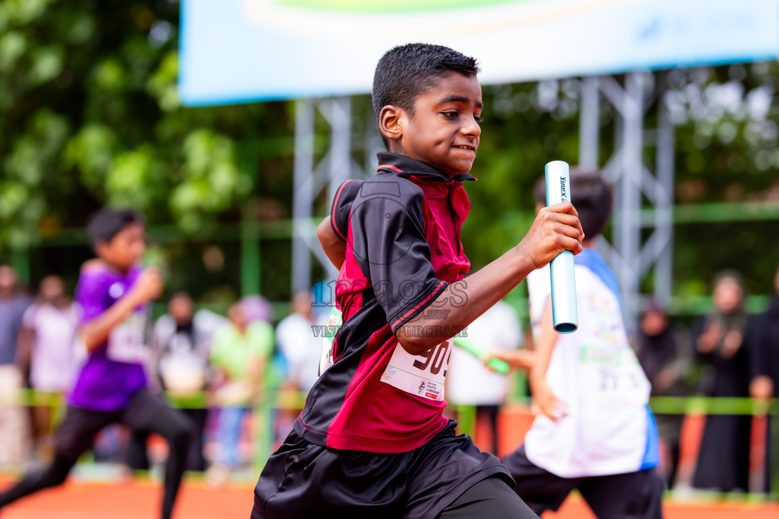 Day 6 of Inter-school Athletics Championship 2025 held in Ekuveni Synthetic Track, Male', Maldives on Sunday, 12th October 2025. Photos by: Nausham Waheed / Images.mv