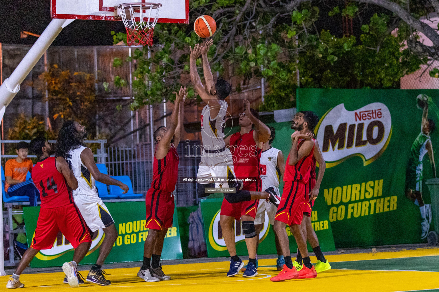 Finals of Weekend League 2021 was held on Monday, 6th December 2021, at Ekuveni Outdoor Basketball court Photos: Ismail Thoriq / images.mv