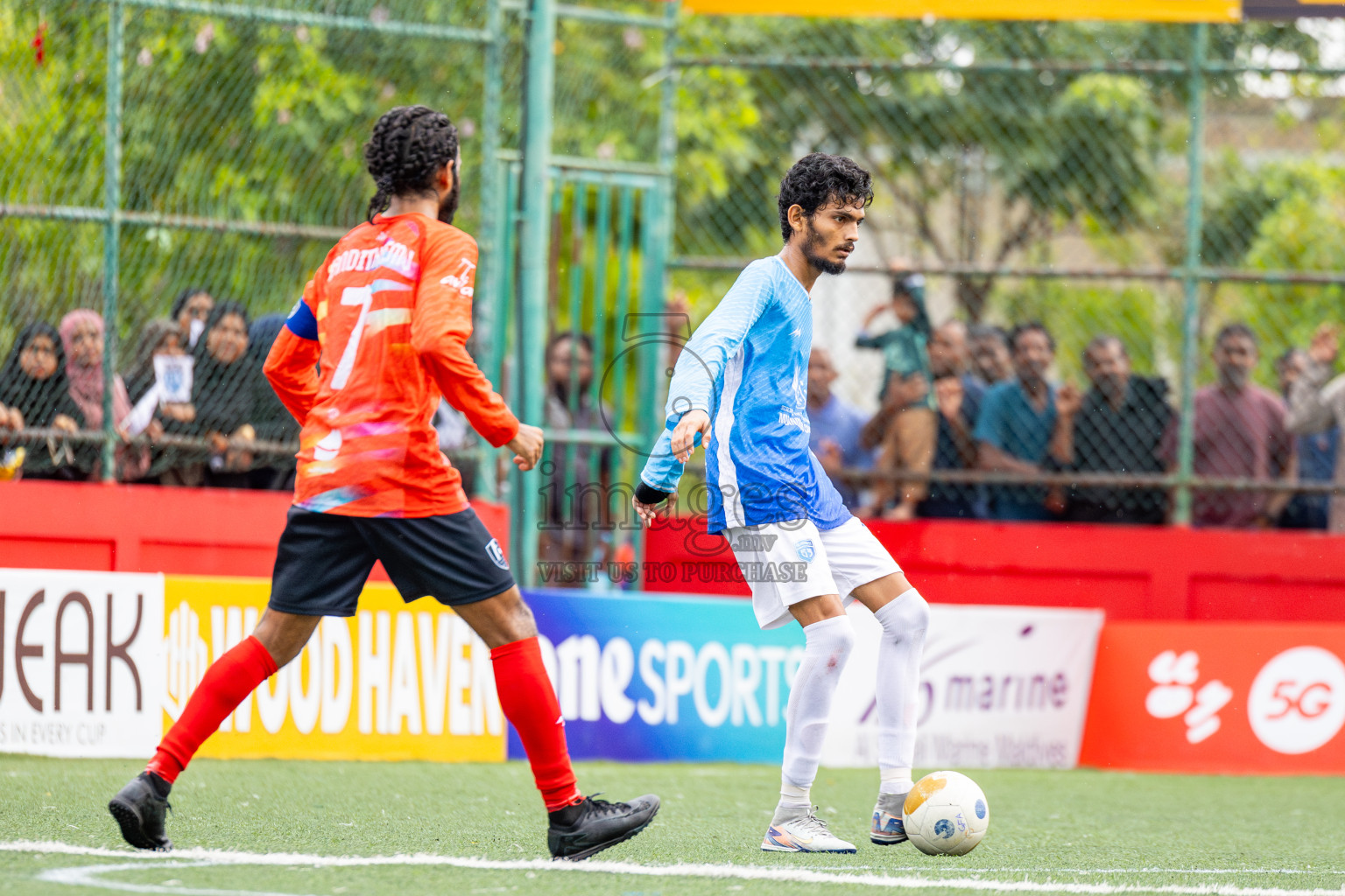Sh Kanditheemu vs Sh Milandhoo in Day 21 of Golden Futsal Challenge 2025 was held on Saturday , 25th January 2025, in Hulhumale', Maldives.
Photos: Ismail Thoriq / images.mv