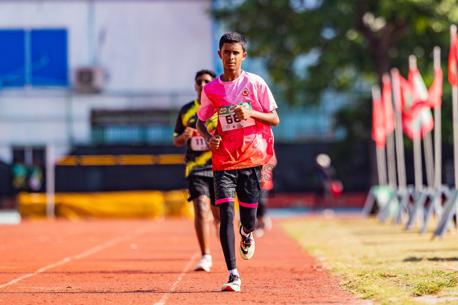 Day 2 of Inter-school Athletics Championship 2025 held in Ekuveni Synthetic Track, Male', Maldives on Tuesday, 07th October 2025. Photos by: Areef Adam / Images.mv