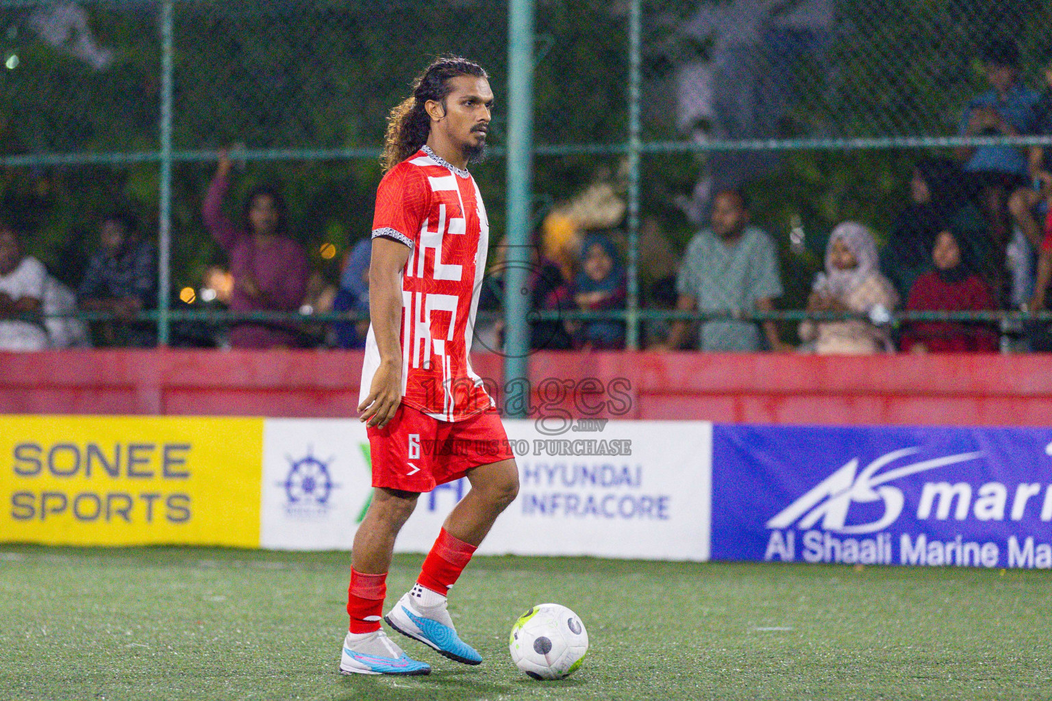 M Mulak vs M Naalaafshi on Day 34 of Golden Futsal Challenge 2024 was held on Monday, 19th February 2024, in Hulhumale', Maldives
Photos: Ismail Thoriq / images.mv