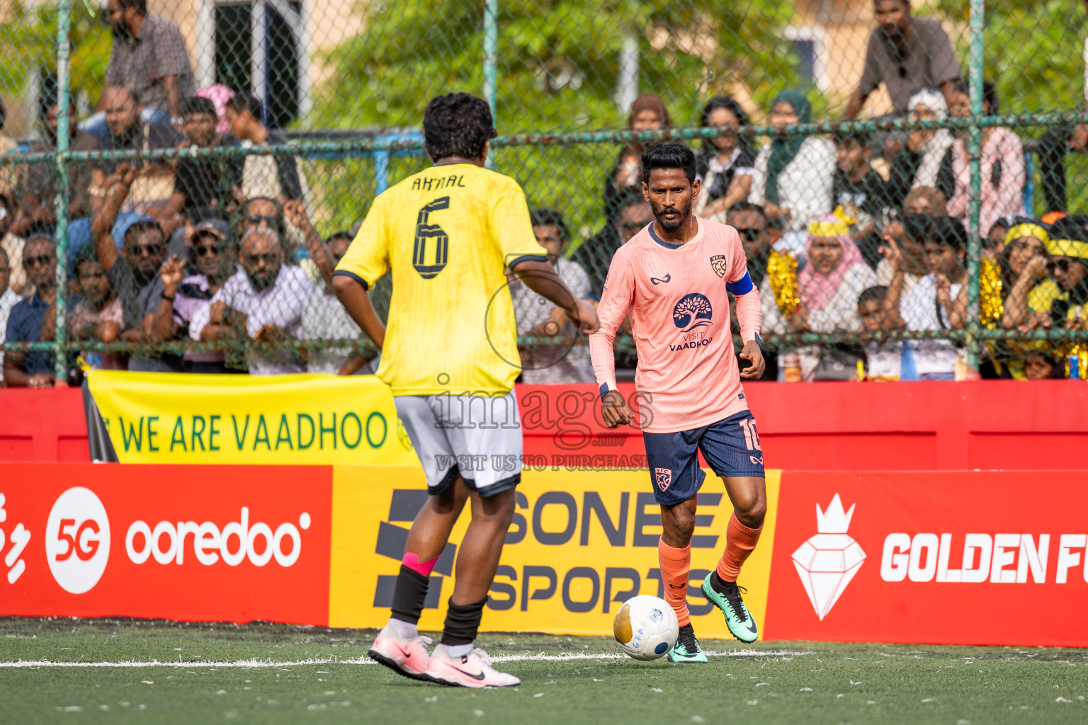 GDh Vaadhoo vs GDh Gadhdhoo in Day 12 of Golden Futsal Challenge 2025 was held on Thursday, 16th January 2025, in Hulhumale', Maldives Photos: Ismail Thoriq / images.mv