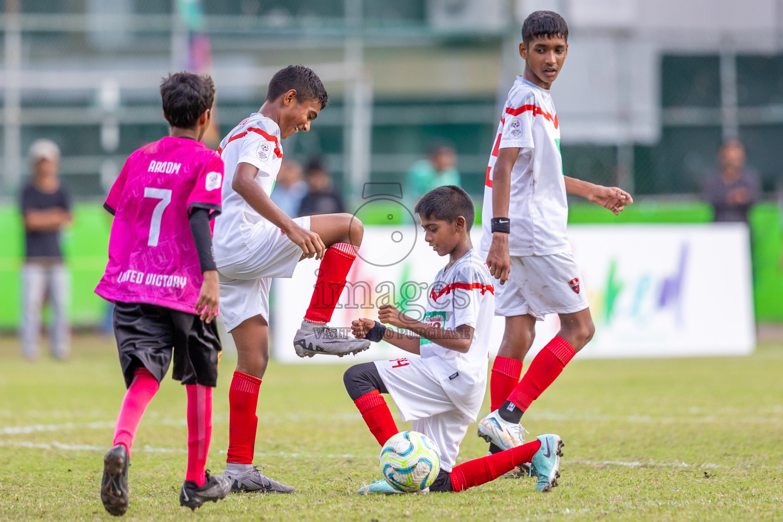 Dhivehi Youth League 2024 - Day 1. Matches held at Henveiru Stadium on 21st November 2024 , Thursday. Photos: Shuu Abdul Sattar/ Images.mv