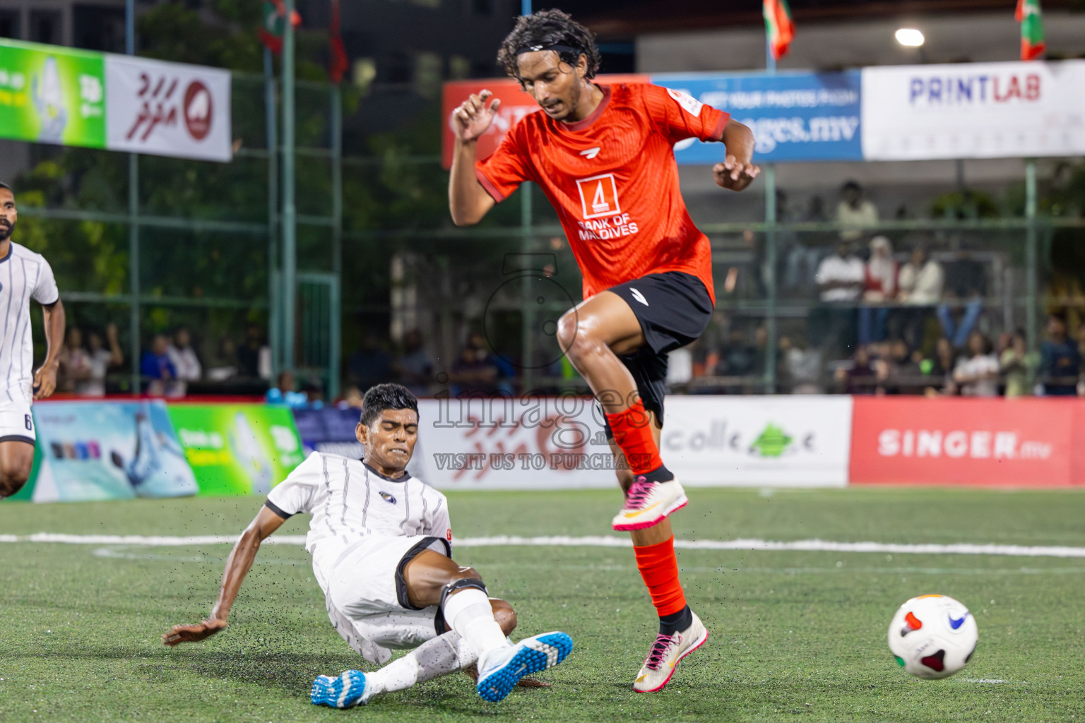 Dhivehi Sifainge Club vs United BML Maldives Cup 2024 held in Rehendi Futsal Ground, Hulhumale', Maldives on Tuesday, 25th September 2024. Photos: Shuu/ images.mv