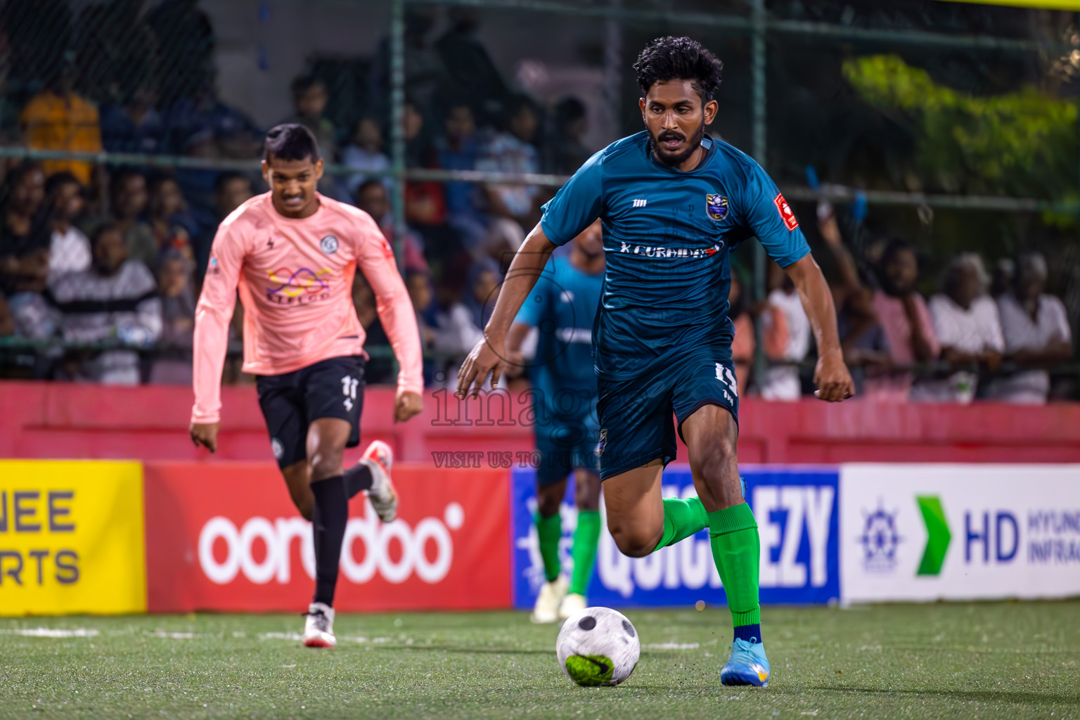 K Gulhi VS K Guraidhoo in Day 25 of Golden Futsal Challenge 2024 was held on Thursday , 8th February 2024 in Hulhumale', Maldives
Photos: Ismail Thoriq / images.mv