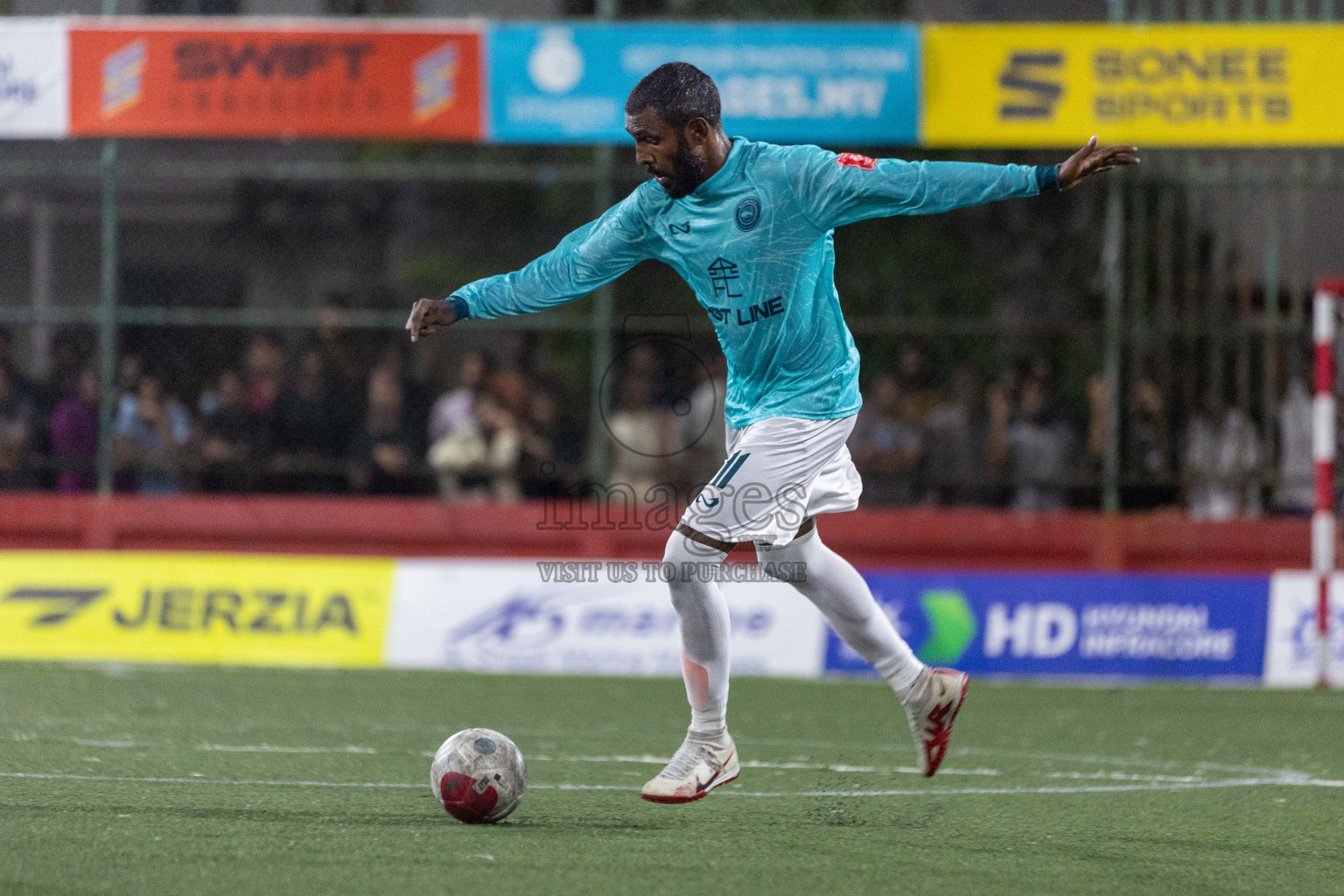 ADh Maamigili vs ADh Mahibadhoo in Day 21 of Golden Futsal Challenge 2024 was held on Sunday , 4th February 2024 in Hulhumale', Maldives Photos: Nausham Waheed / images.mv