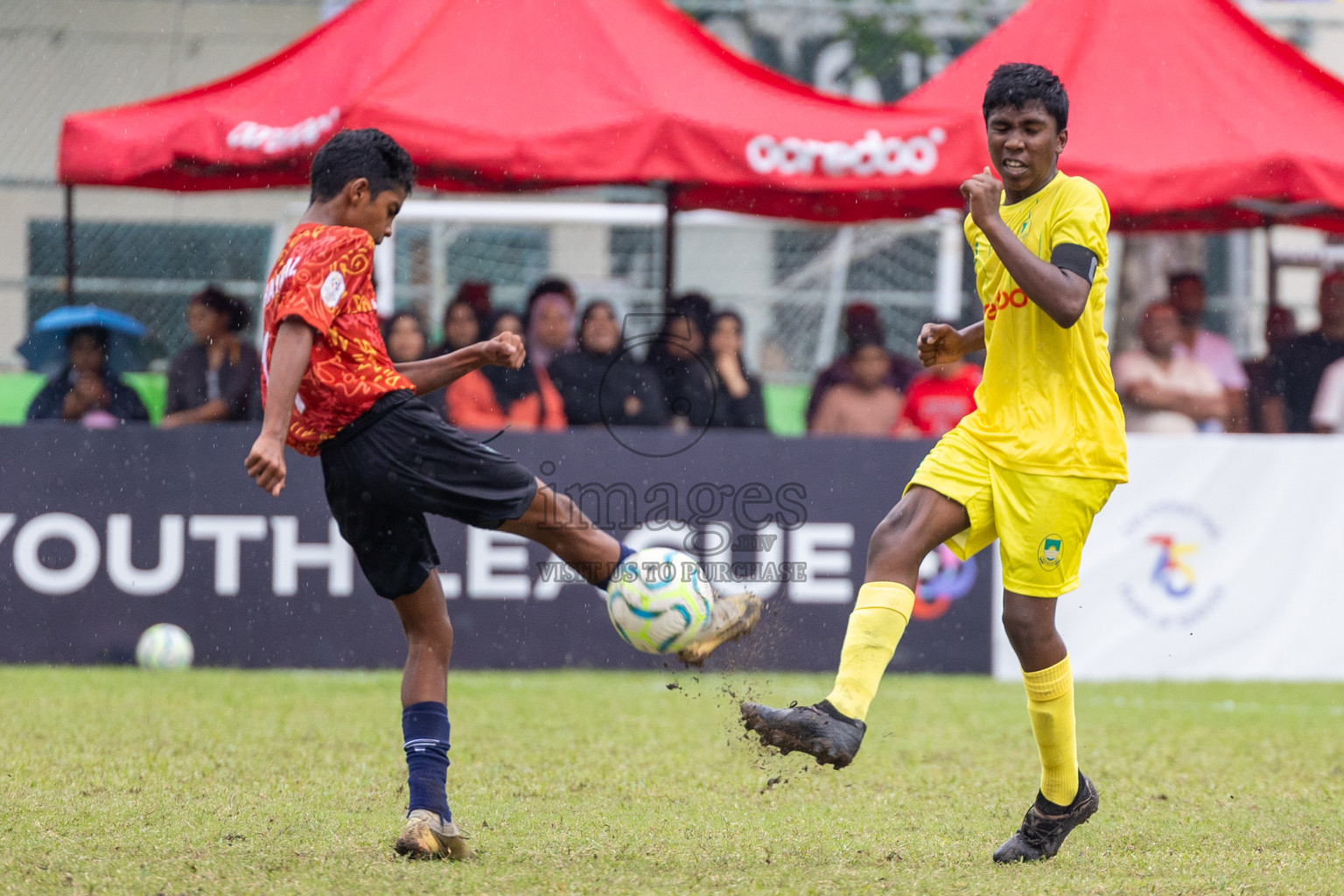 Maziya SRC vs Super United Sports (U12)  in day 6 of Dhivehi Youth League 2024 held at Henveiru Stadium on Saturday 30th November 2024. Photos: Ismail Thoriq / Images.mv