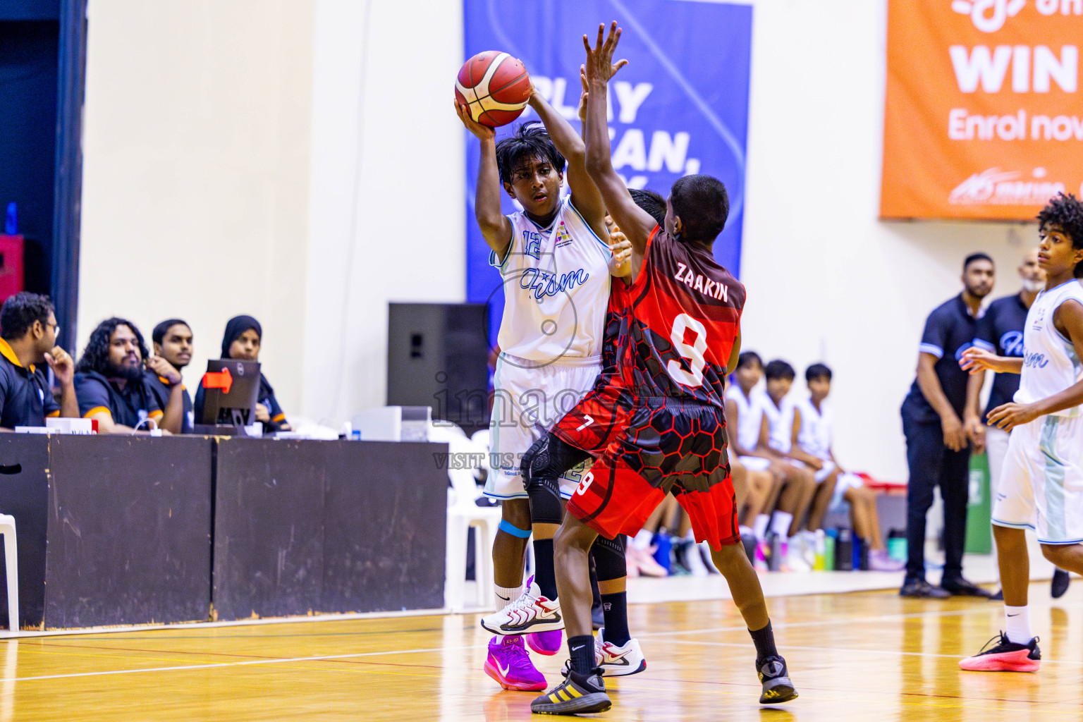 Iskandhar School vs Finland International School in Under 13 Boys Final of Junior Basketball Championship 2024 was held in Social Center, Male', Maldives on Sunday, 15th December 2024. Photos: Nausham Waheed / images.mv