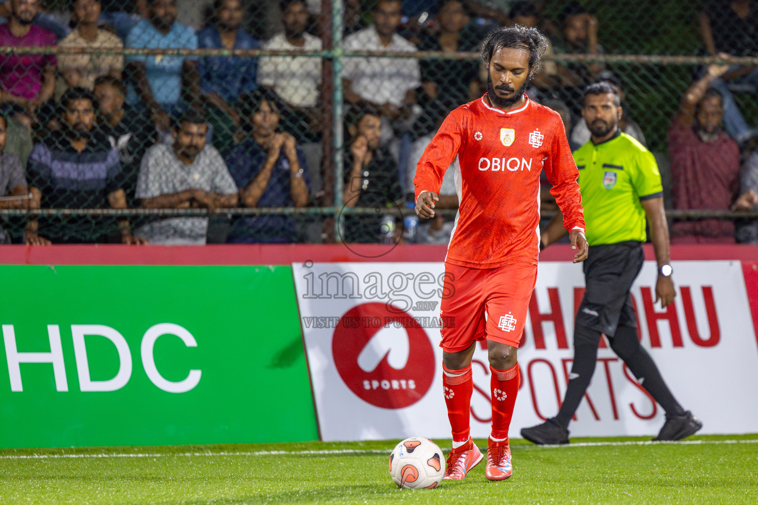 Joali Maldives vs Club Combination (Eydhafushi) in Kings Cup of Club Maldives 2025 was held in Rehendhi Futsal Ground, Hulhumale', Maldives on Saturday, 6th September 2025. Photos: Ismail Thoriq / images.mv