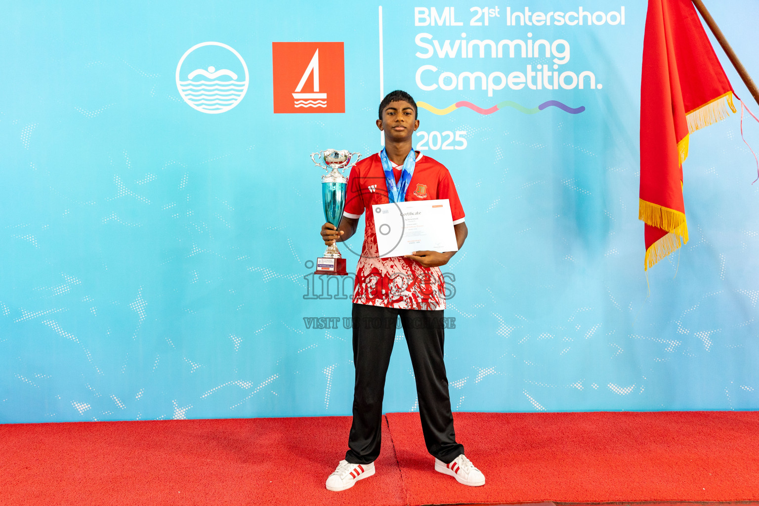 Closing Ceremony of BML 21st Interschool Swimming Competition 2025 .was held in Hulhumale' Swimming Pool, Hulhumale', Maldives on Saturday, 18th October 2025. 
Photos: Hassan Simah / images.mv