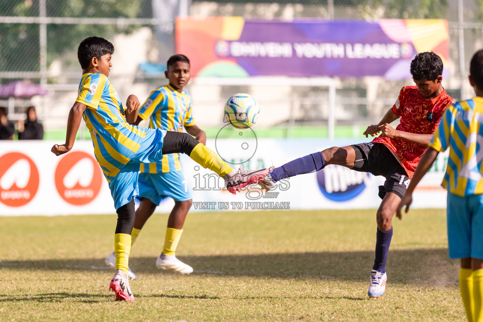 Club Valencia vs Super United Sports (U12) in Day 9 of Dhivehi Youth League 2024 held at Henveiru Stadium on Saturday, 14th December 2024. Photos: Mohamed Mahfooz Moosa / Images.mv