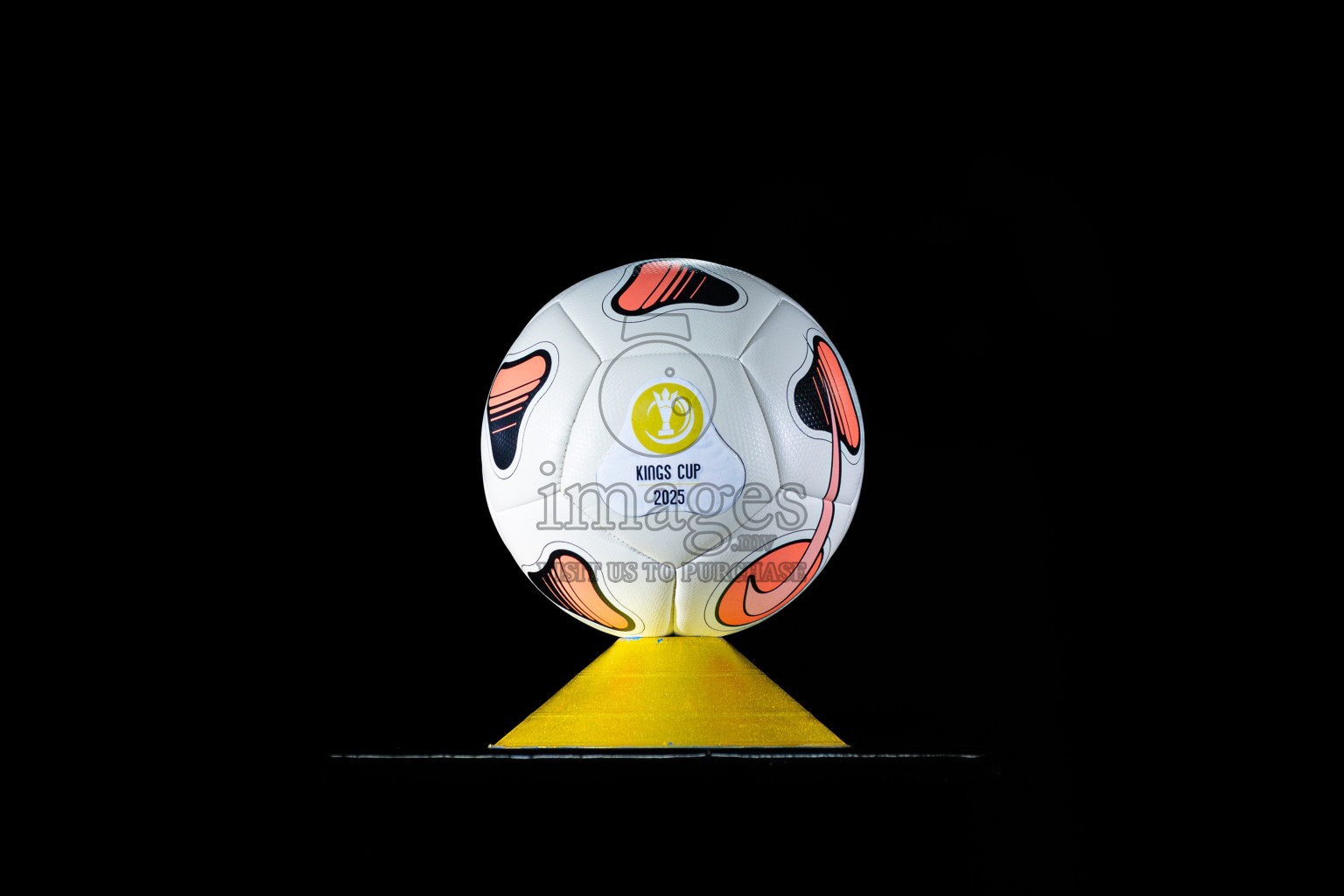 Road Recreation Club vs Club Combination SC Eydhafushi in Kings Cup Final of Club Maldives 2025 was held in Rehendhi Futsal Ground, Hulhumale', Maldives on Tuesday, 9th September 2025. Photos: Areef Adam / images.mv