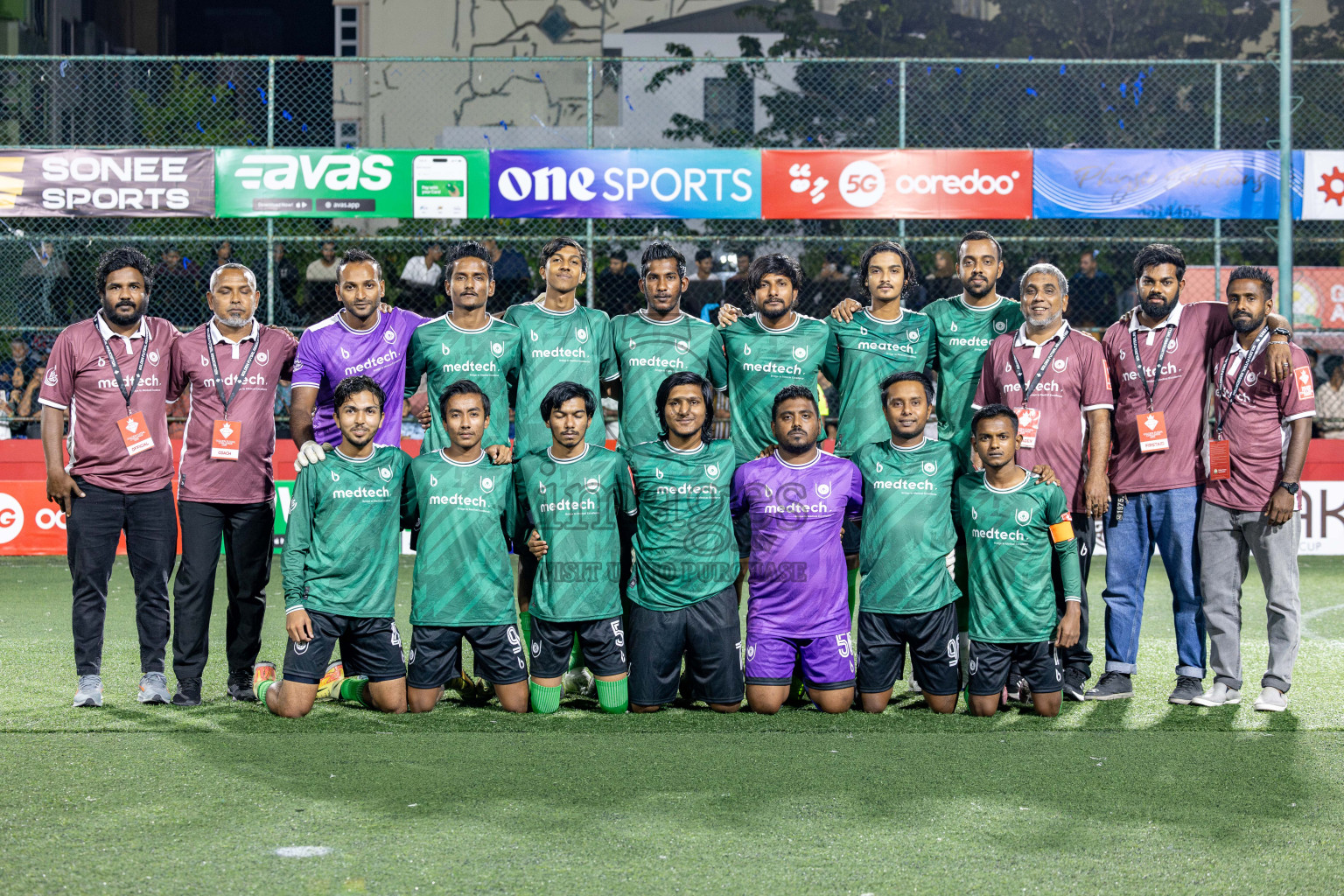 R. Dhuvaafaru VS N. Miladhoo in zone round on Day 32 of Golden Futsal Challenge 2025 was held on Wednesday , 5th February 2025, in Hulhumale', Maldives. 
Photos: Hassan Simah / images.mv