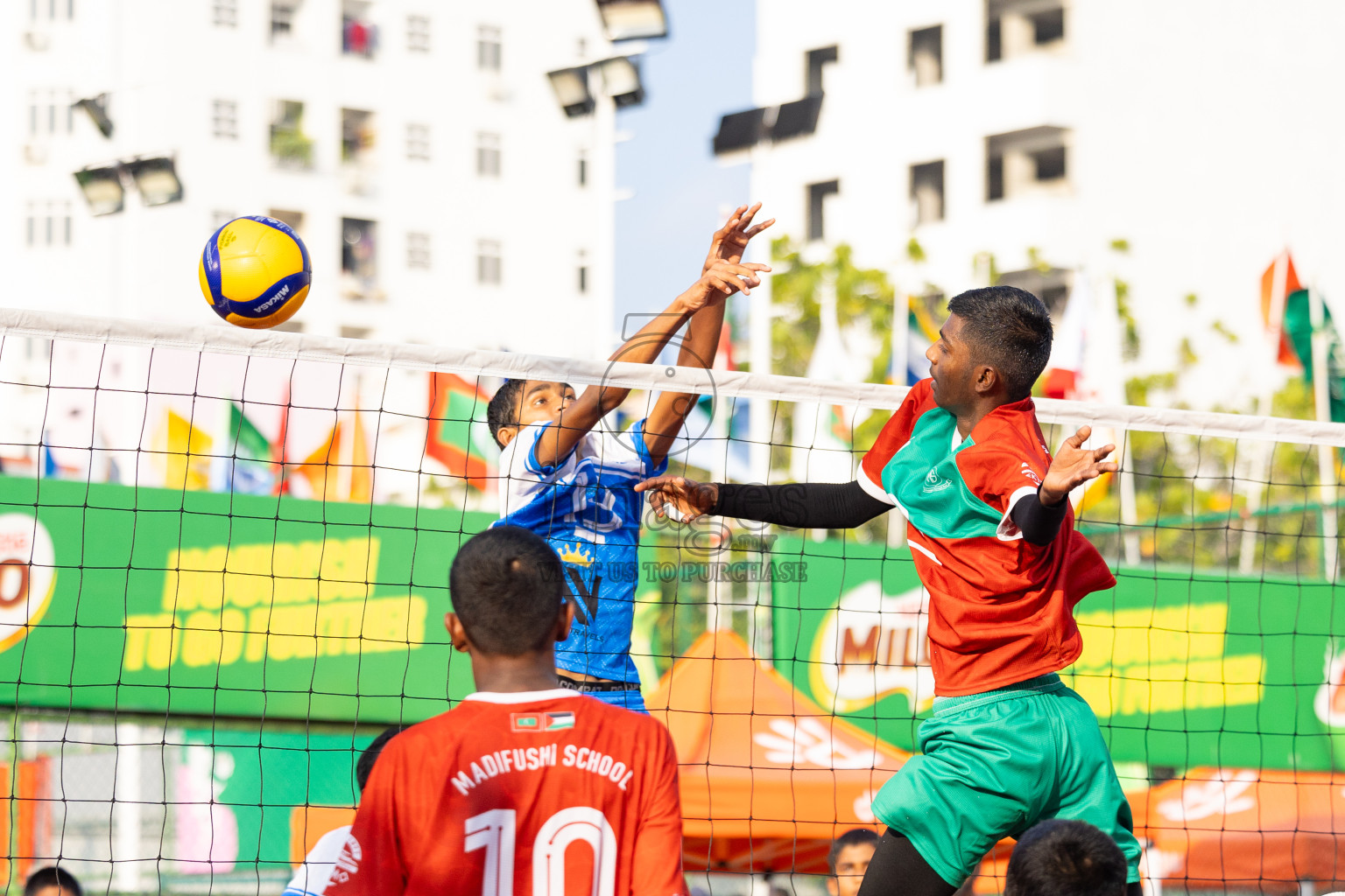 Day 10 of Interschool Volleyball Tournament 2024 was held in Ekuveni Volleyball Court at Male', Maldives on Sunday, 1st December 2024.
Photos: Ismail Thoriq / images.mv