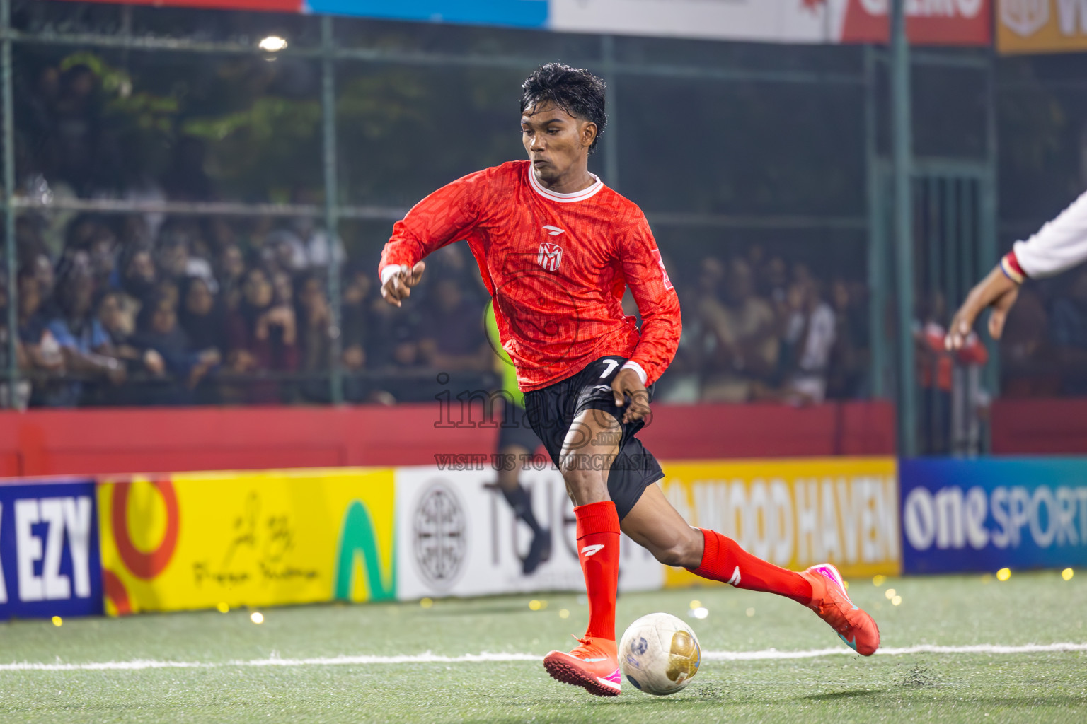 Dh Maaenboodhoo vs Dh Kudahuvadhoo in Dhaalu Atoll Finals in Day 25 of Golden Futsal Challenge 2025 was held on Wednesday , 28th January 2025, in Hulhumale', Maldives. Photos: Ismail Thoriq / images.mv