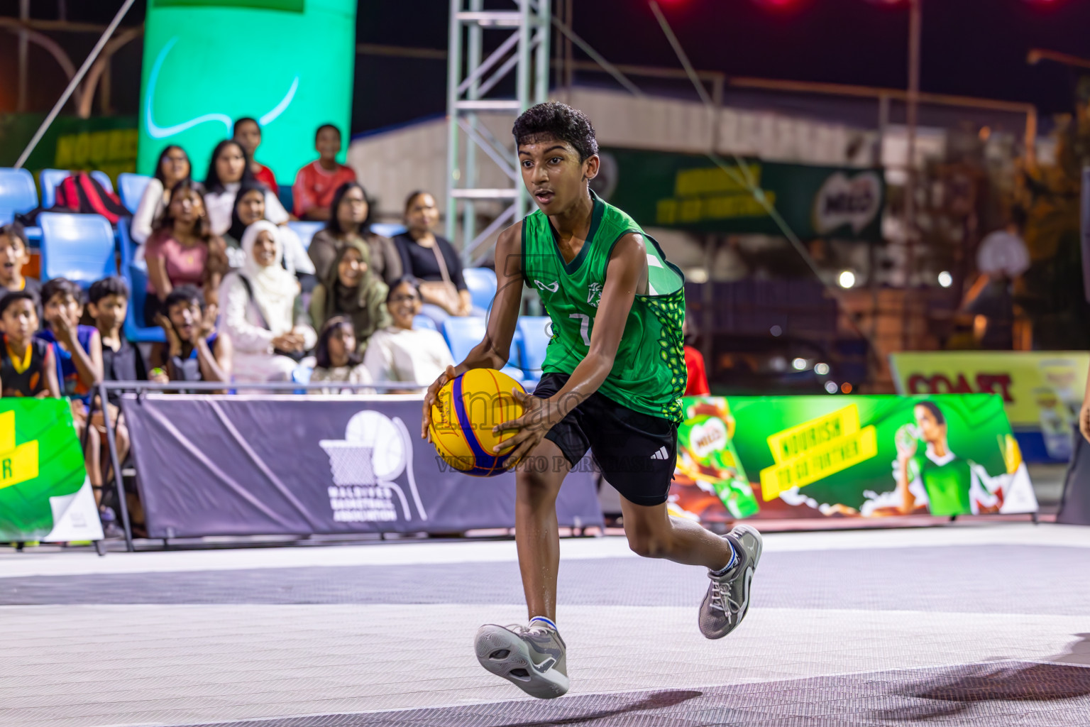 Day 3 of MILO Ramadan 3x3 Challenge 2024 was held in Ekuveni Outdoor Basketball Court at Male', Maldives on Thursday, 14th March 2024.
Photos: Ismail Thoriq / images.mv