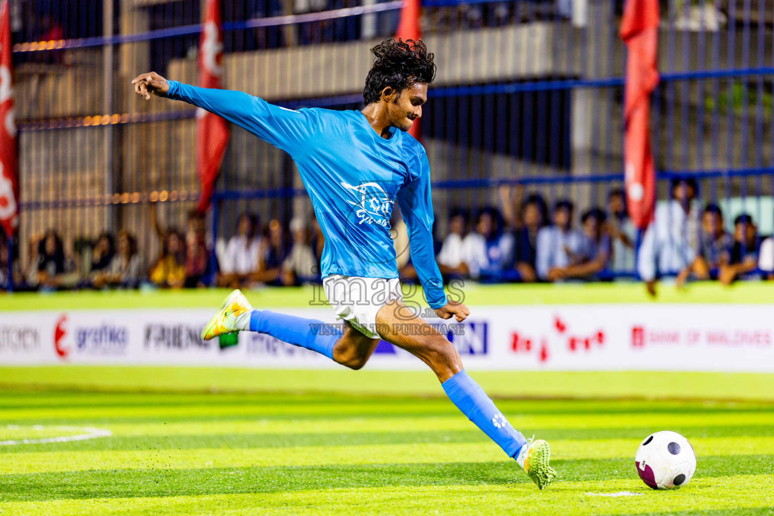 CC Sports Club vs FC Marlins in Day 2 of Eydhafushi Futsal Cup 2024 was held on Tuesday, 9th April 2024, in B Eydhafushi, Maldives Photos: Nausham Waheed / images.mv