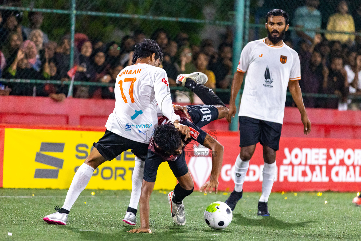 Th. Omadhoo vs Th. Hirilandhoo in Thaa Atoll Semi Final in Day 23 of Golden Futsal Challenge 2024 was held on Tuesday , 6th February 2024 in Hulhumale', Maldives 
Photos: Hassan Simah / images.mv