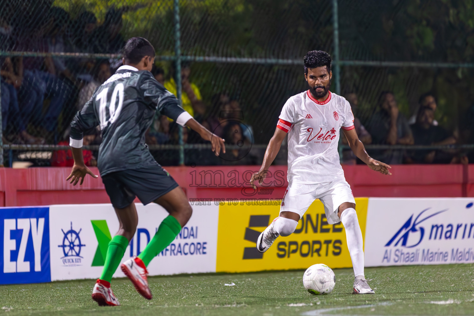 GA Kindly vs GA Dhaandhoo in Day 9 of Golden Futsal Challenge 2024 was held on Tuesday, 23rd January 2024, in Hulhumale', Maldives
Photos: Ismail Thoriq / images.mv