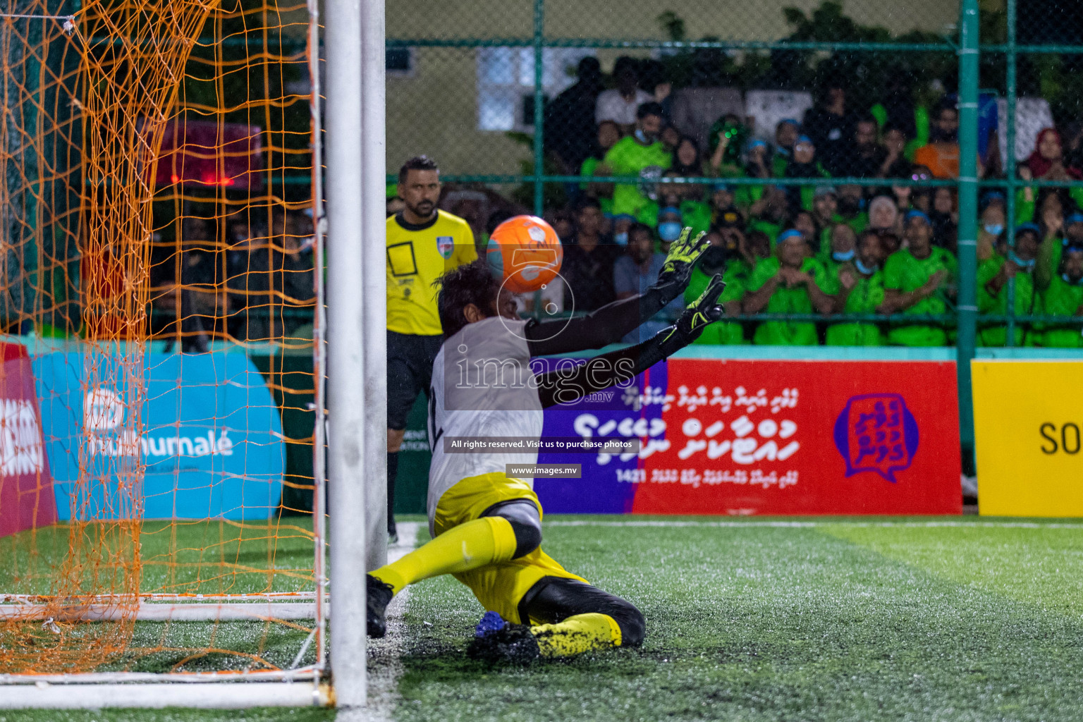 Team FSM vs Club HDC in the Quarter Finals of Club Maldives 2021 held at Hulhumale;, on 12th December 2021 Photos: Ismail Thoriq / images.mv