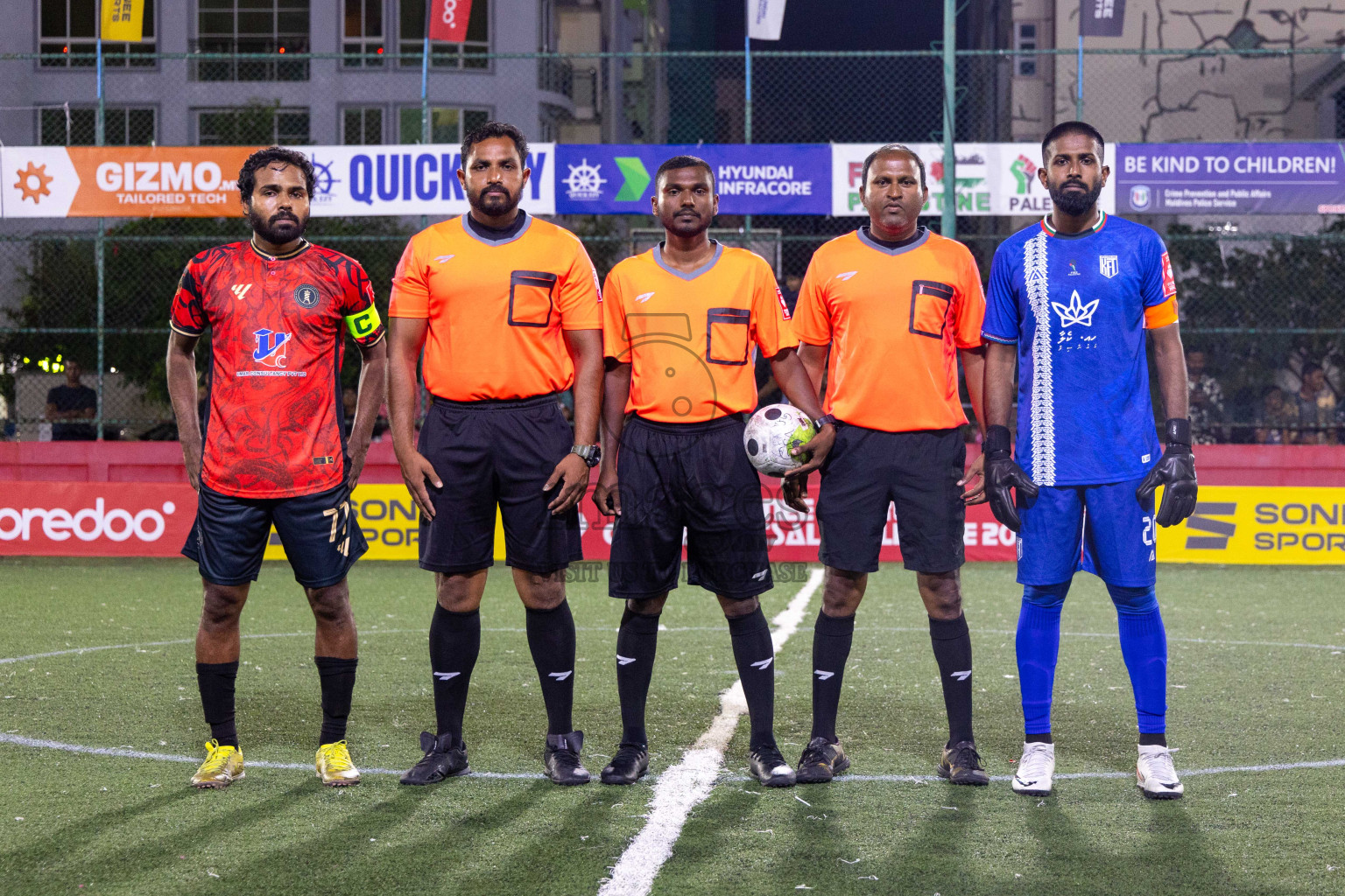 HA Thuraakunu vs HA Kelaa in Day 5 of Golden Futsal Challenge 2024 was held on Friday, 19th January 2024, in Hulhumale', Maldives
Photos: Ismail Thoriq / images.mv