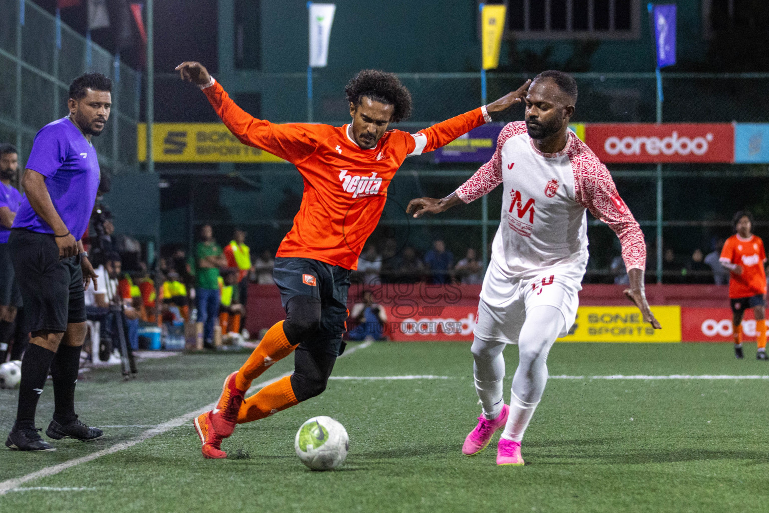 L Dhanbidhoo VS L Maavah in Day 12 of Golden Futsal Challenge 2024 was held on Friday, 26th January 2024, in Hulhumale', Maldives Photos: Nausham Waheed / images.mv