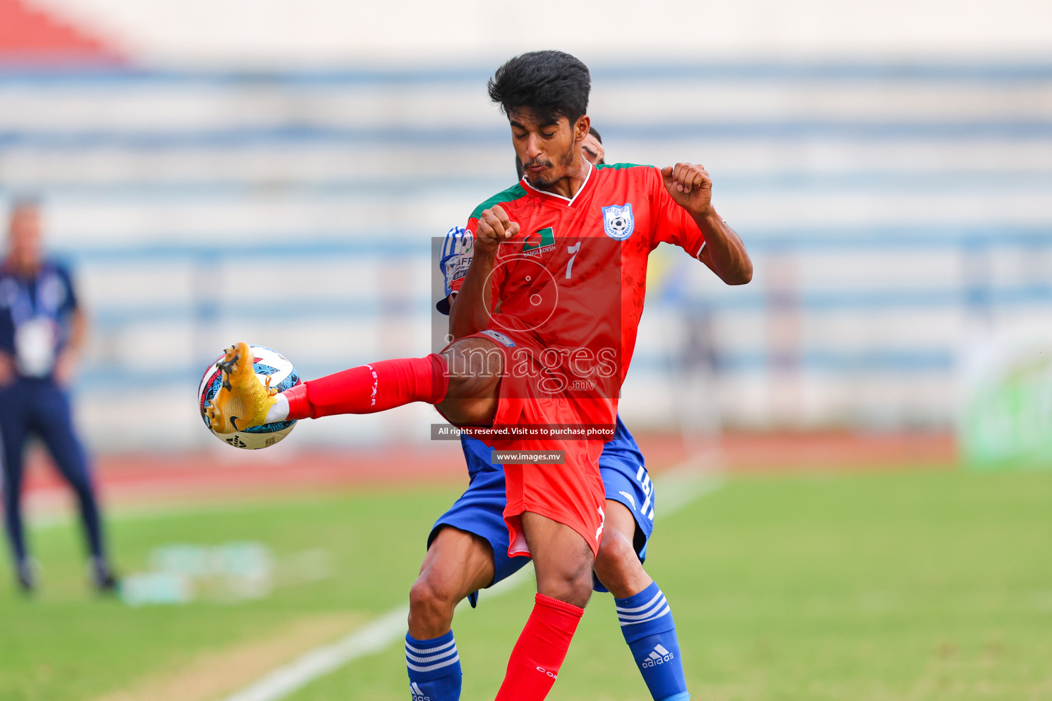 Kuwait vs Bangladesh in the Semi-final of SAFF Championship 2023 held in Sree Kanteerava Stadium, Bengaluru, India, on Saturday, 1st July 2023. Photos: Nausham Waheed, Hassan Simah / images.mv