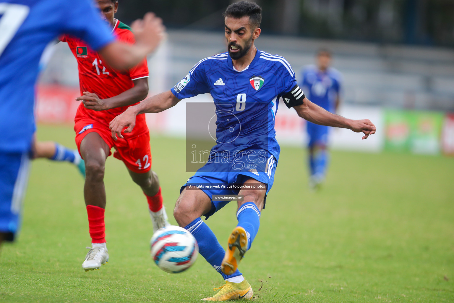 Kuwait vs Bangladesh in the Semi-final of SAFF Championship 2023 held in Sree Kanteerava Stadium, Bengaluru, India, on Saturday, 1st July 2023. Photos: Nausham Waheed, Hassan Simah / images.mv