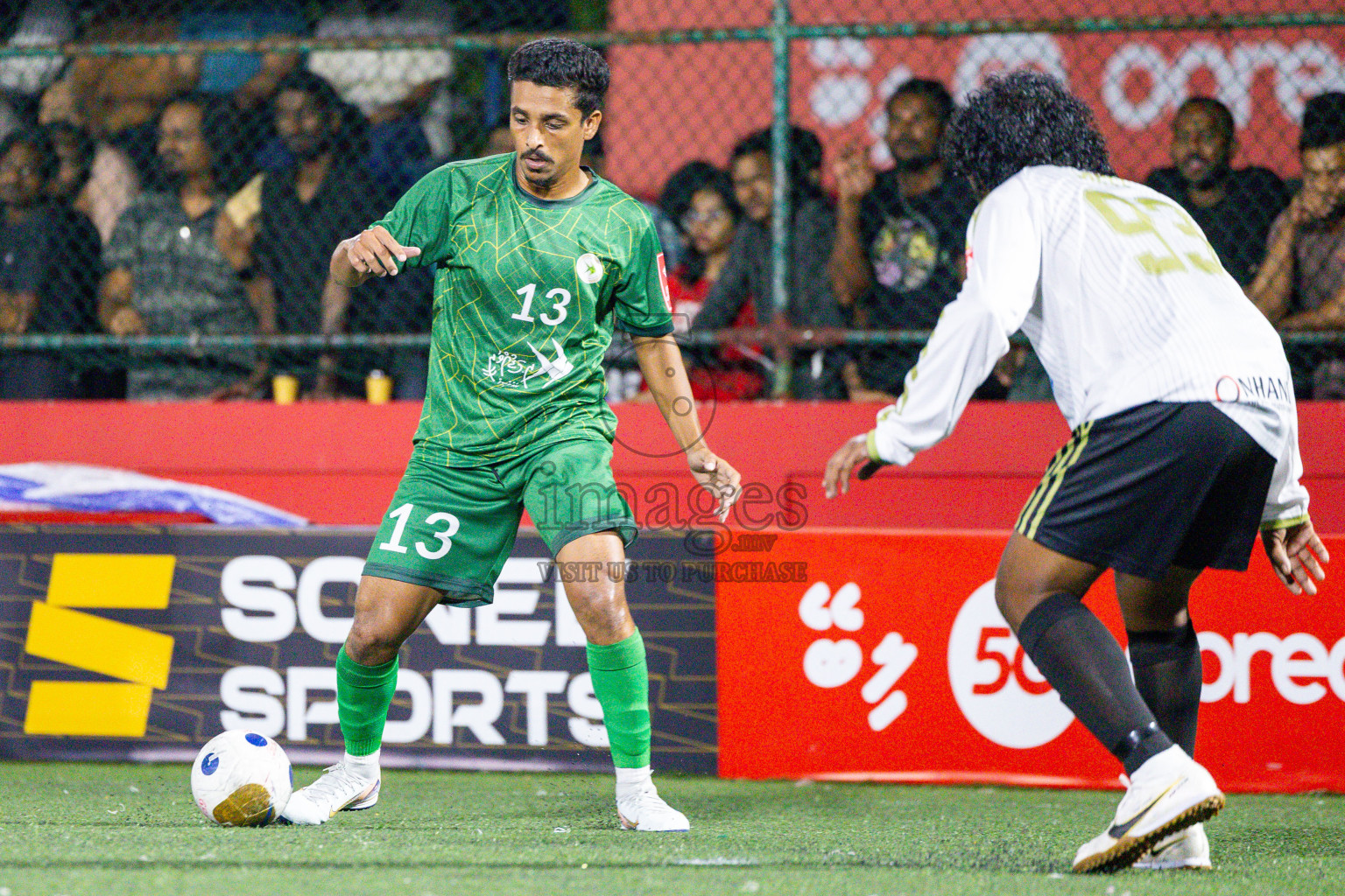 R Rasgetheemu vs R Maduvvari in Day 14 of Golden Futsal Challenge 2025 was held on Saturday, 18th January 2025, in Hulhumale', Maldives. Photos: Ismail Thoriq / images.mv