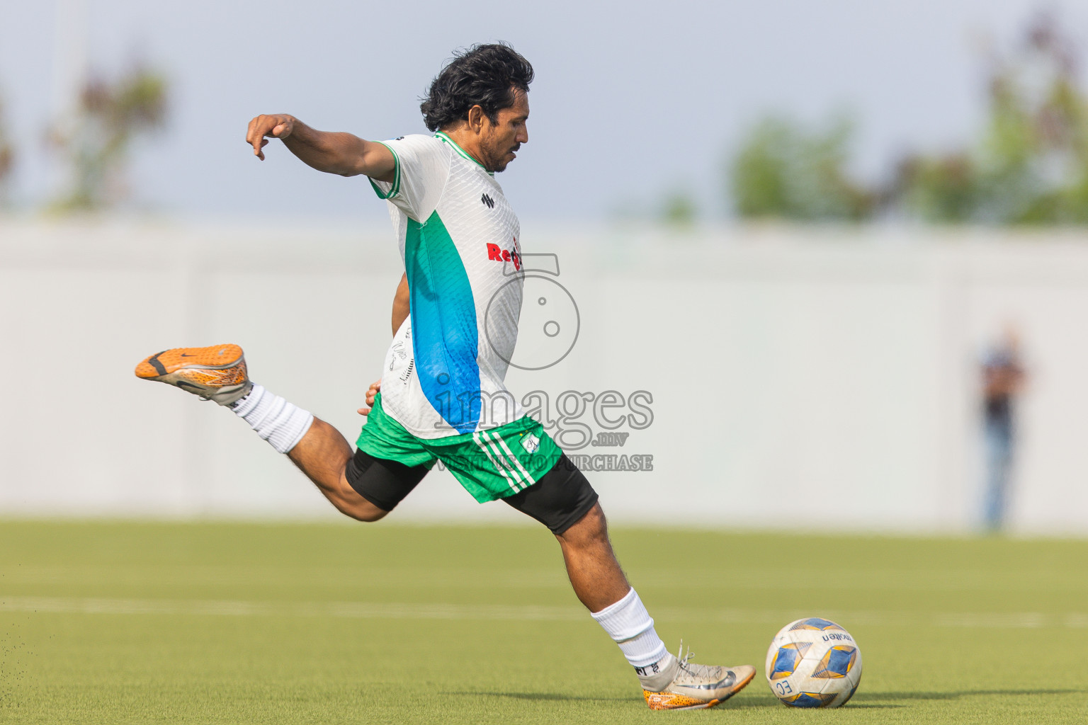 Huss Songun FT VS Aajeelakah Eydhafushi FT in Day 4 of Eydhafushi Cup 2025 held in Eydhafushi Football Stadium at B. Eydhafushi, Maldives on Monday, 8th September 2025. Photos: Arif Rasheed / images.mv
