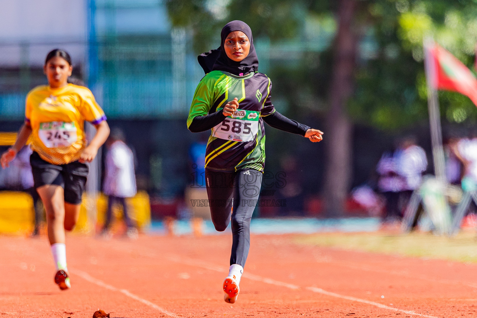 Day 1 of Inter-school Athletics Championship 2025 held in Ekuveni Synthetic Track, Male', Maldives on Monday, 06th October 2025. Photos by: Areef Adam  / Images.mv