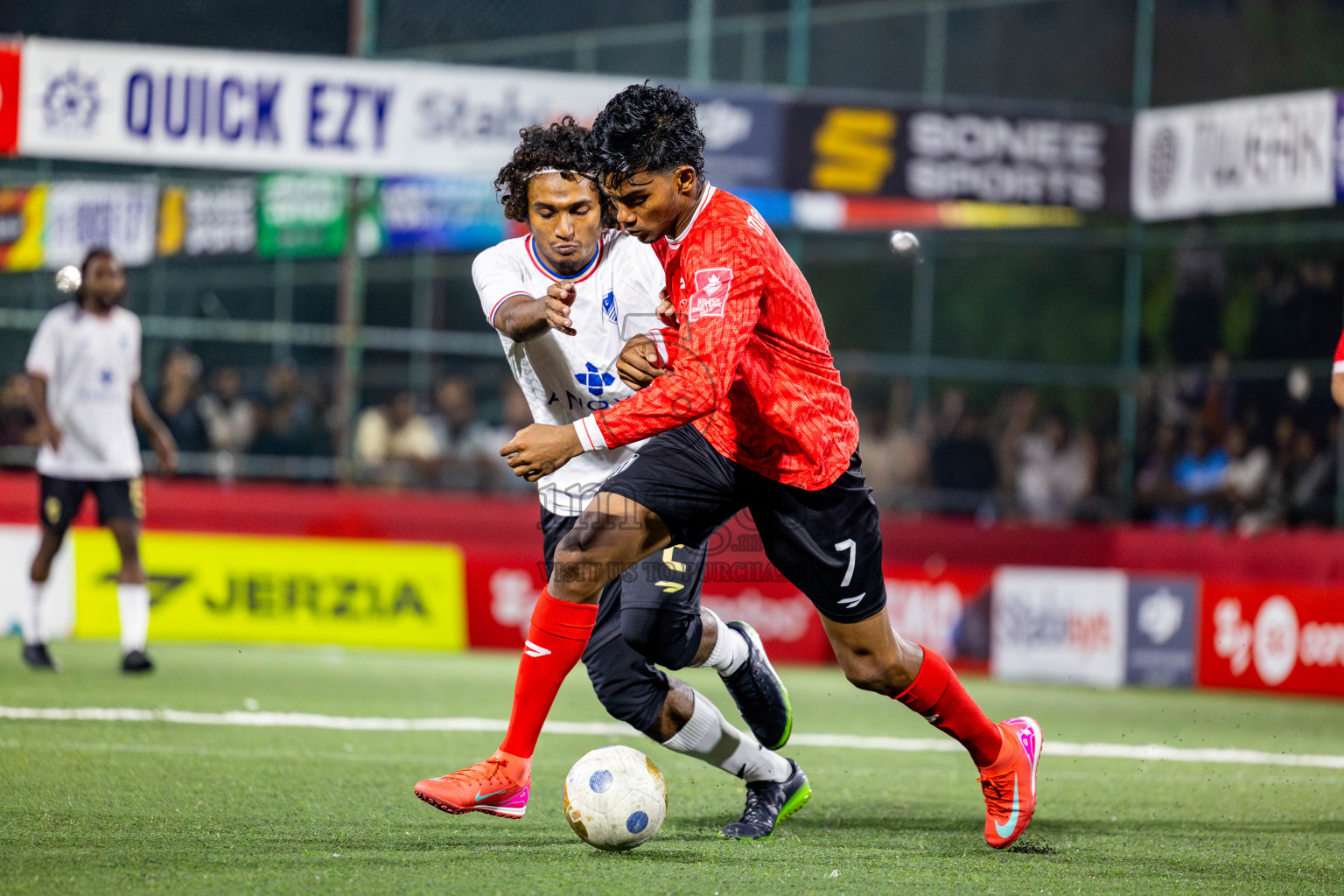 DH Maaenboodhoo vs DH Kudahuvadhoo in Dhaalu Atoll Finals in Day 25 of Golden Futsal Challenge 2025 was held on Wednesday , 28th January 2025, in Hulhumale', Maldives. Photos: Nausham Waheed / images.mv