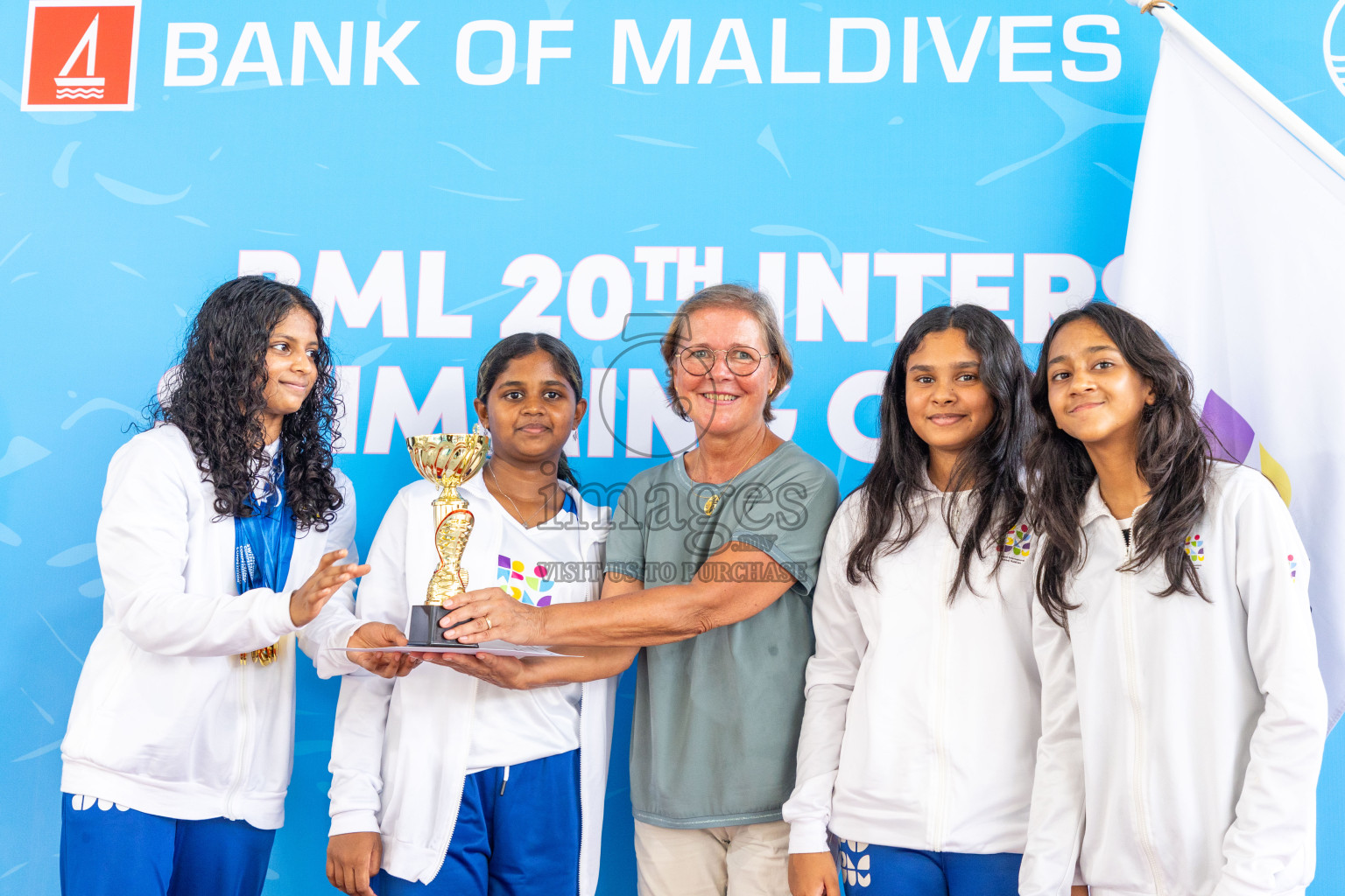 Closing ceremony of BML 20th Inter-School Swimming Competition was held in Hulhumale' Swimming Complex on Saturday, 19th October 2024. 
Photos: Ismail Thoriq