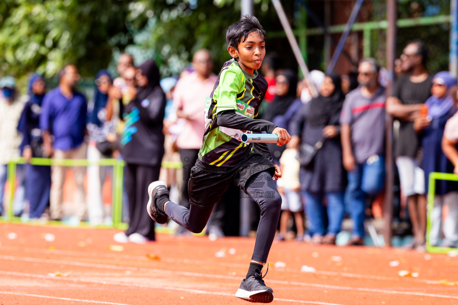 Day 6 of Inter-school Athletics Championship 2025 held in Ekuveni Synthetic Track, Male', Maldives on Sunday, 12th October 2025. Photos by: Nausham Waheed / Images.mv