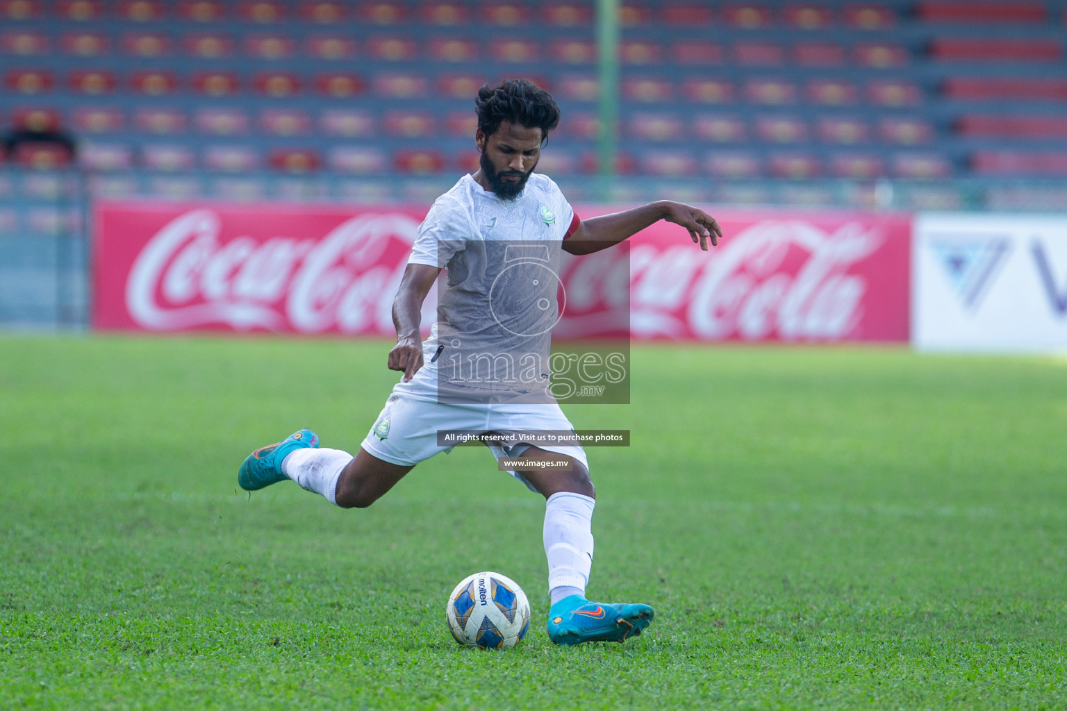 Club Valencia vs Club Green Streets in Ooredoo Dhivehi Premier League 2021/22 on 12th July 2022, held in National Football Stadium, Male', Maldives Photos: Maanish/ Images mv