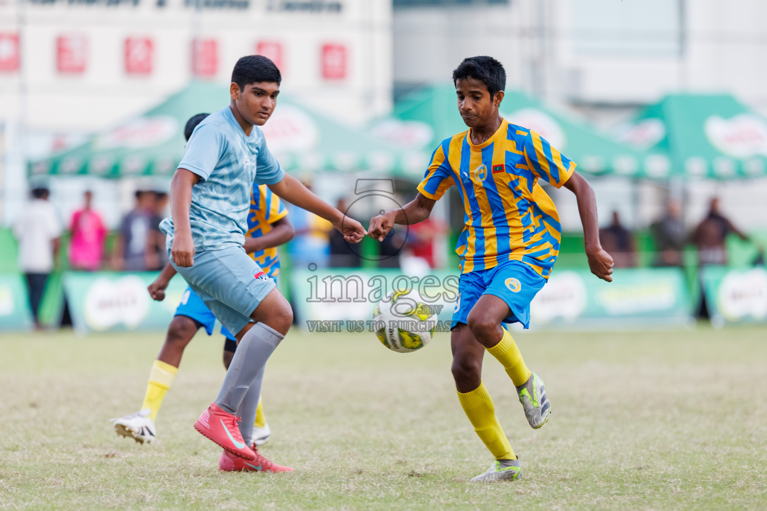 Day 4 of MILO Academy Championship 2025 (U14) was held on Sunday, 2nd November 2025 at Henveiru Football Grounds, Male', Maldives . 
Photos: Hassan Simah / images.mv