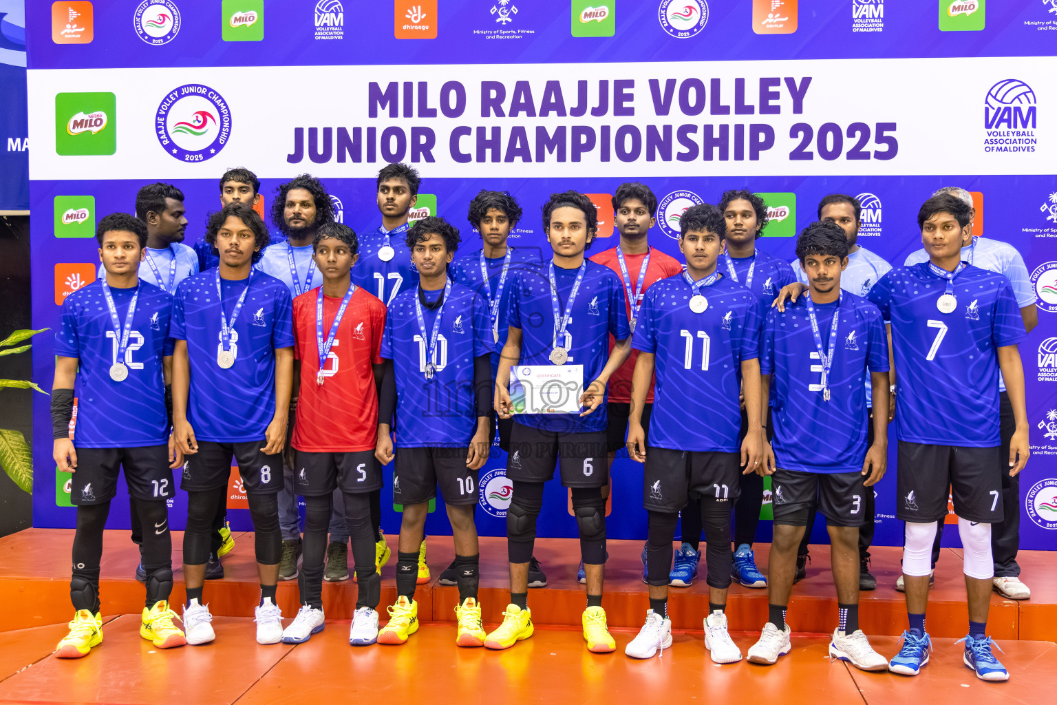 ADh. Maamigili vs Lh. Naifaru in the Finals of MILO Raajje Volley Junior Championship 2025 (U19 Boys) was held in Social Center Indoor Hall, Maldives on Sunday, 28th September 2025. Photos: Mohamed Mahfooz Moosa / images.mv
