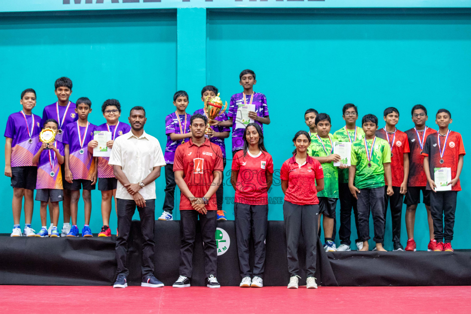 Senior Finals and Awarding ceremony of Interschool Table Tennis Tournament 2024 was held in Male' TT Hall, Male', Maldives on Saturday, 10th August 2024.
Photos: Ismail Thoriq / images.mv