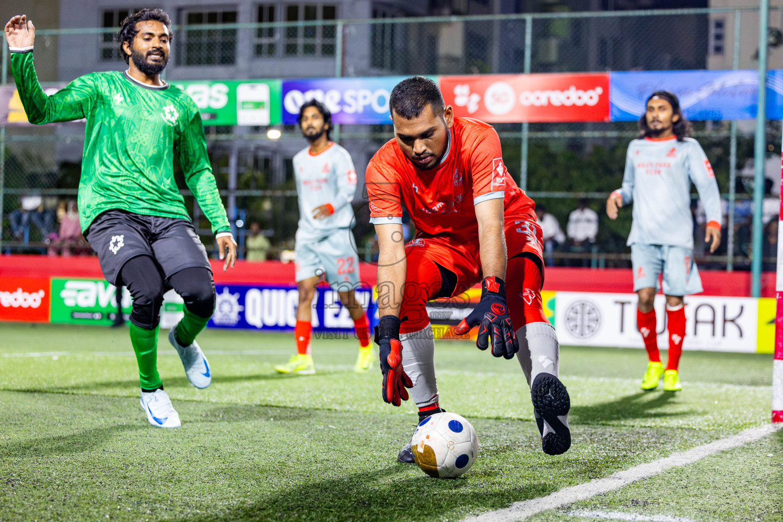 L Mundoo VS L Kalaidhoo in Day 8 of Golden Futsal Challenge 2025 was held on Sunday, 12th January 2025, in Hulhumale', Maldives Photos: Nausham Waheed , Ismail Thoriq / images.mv