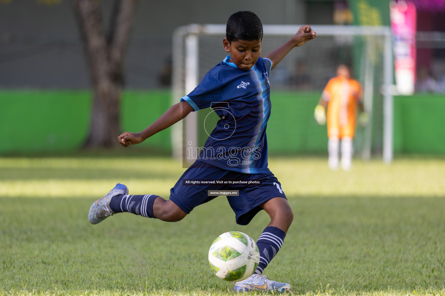 Day 1 of MILO Academy Championship 2023 (U12) was held in Henveiru Football Grounds, Male', Maldives, on Friday, 18th August 2023. Photos: Mohamed Mahfooz Moosa / images.mv