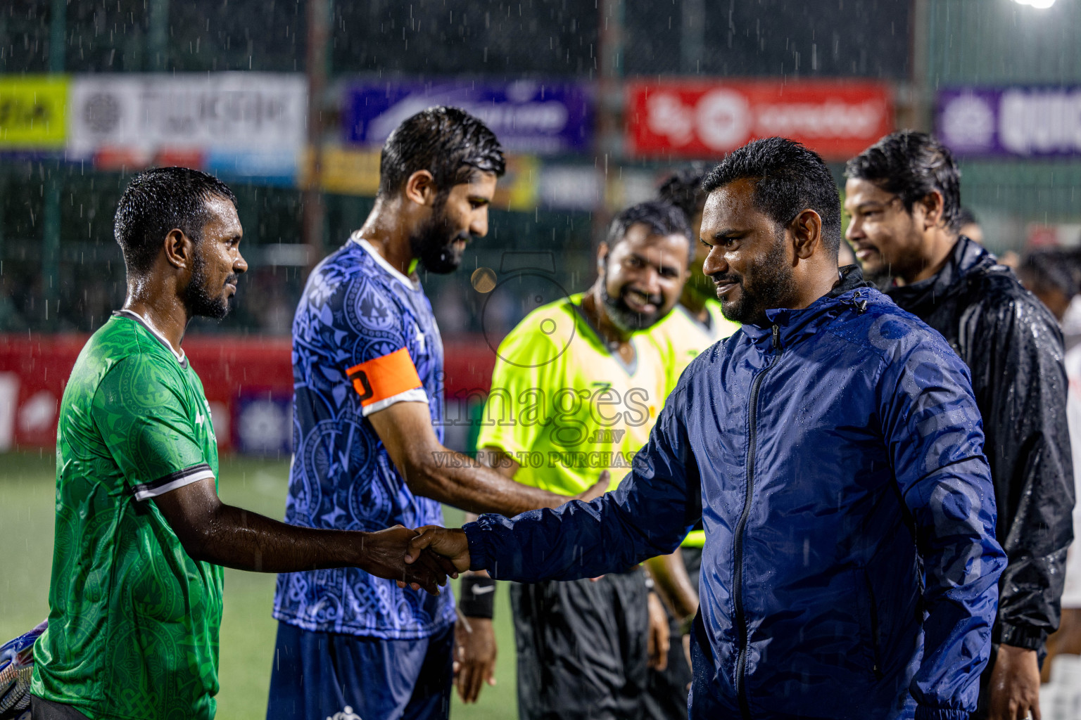 L. Isdhoo VS L. Mundoo in Day 18 of Golden Futsal Challenge 2025 was held on Wednesday, 22nd January 2025, in Hulhumale', Maldives. Photos: Nausham Waheed / images.mv