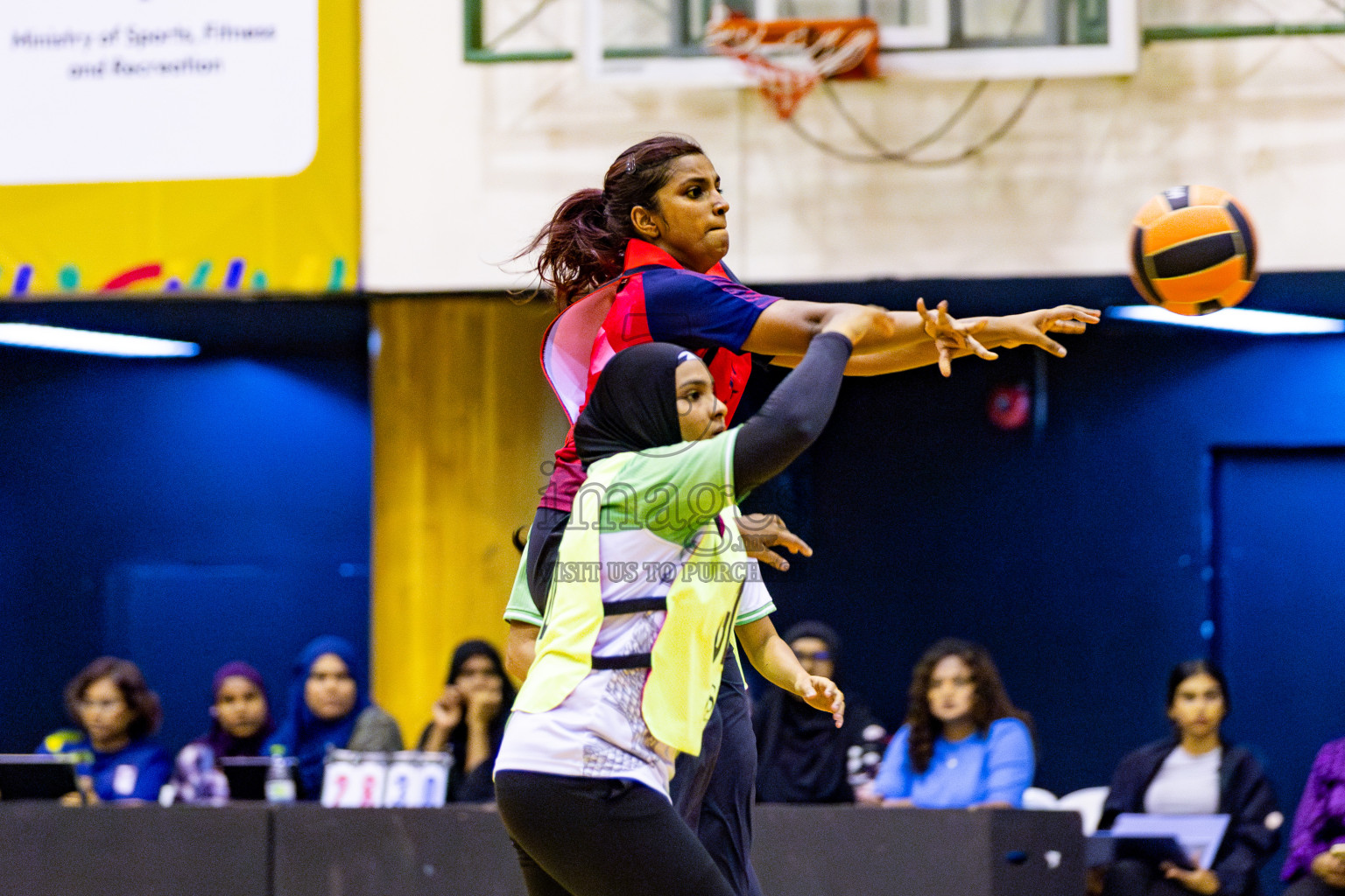 Club Green Street vs Club Matrix in Day 5 of 21st National Netball Tournament was held in Social Canter at Male', Maldives on Monday, 20th May 2024. Photos: Nausham Waheed / images.mv