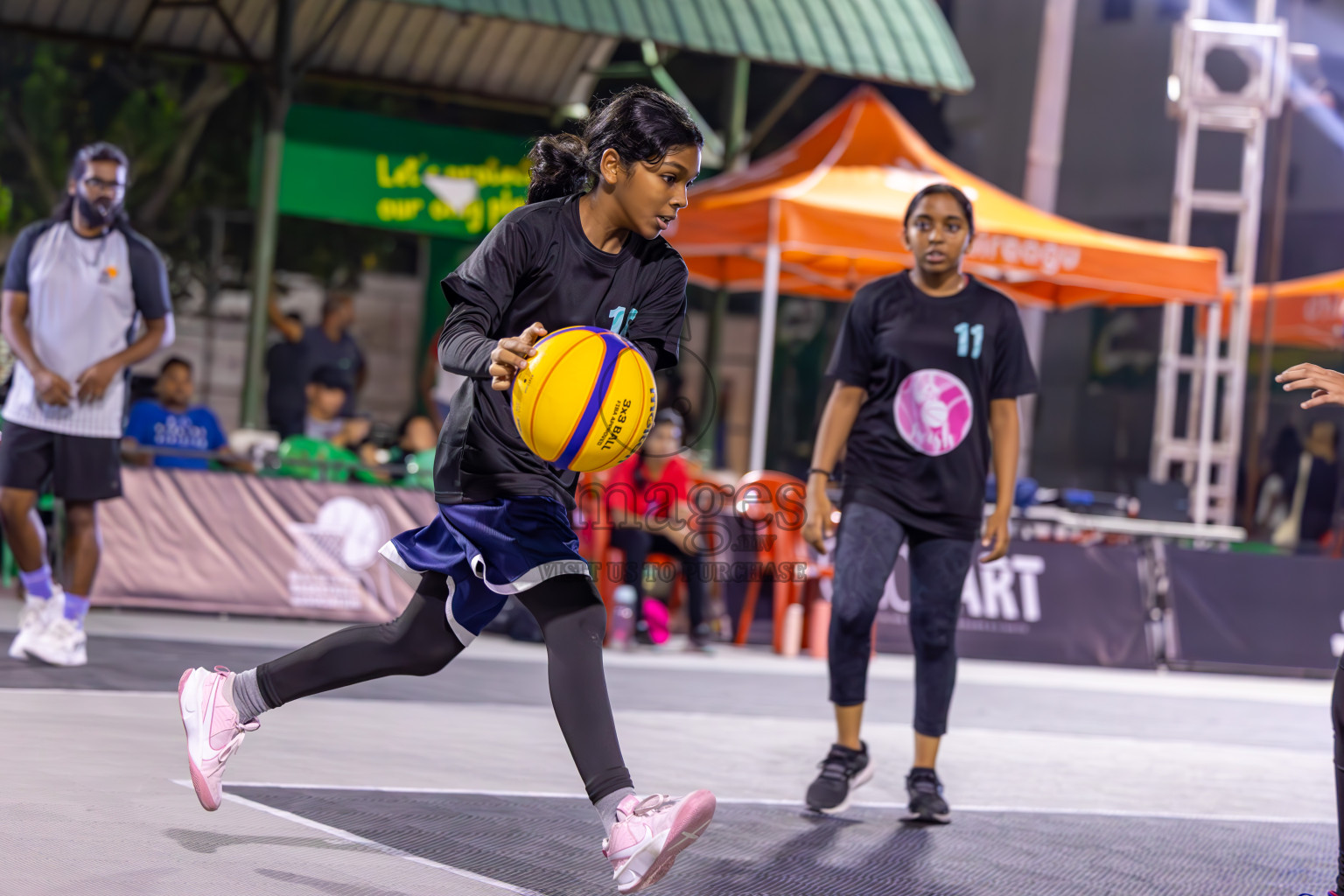 Day 2 of MILO Ramadan 3x3 Challenge 2024 was held in Ekuveni Outdoor Basketball Court at Male', Maldives on Wednesday, 13th March 2024.
Photos: Ismail Thoriq / images.mv