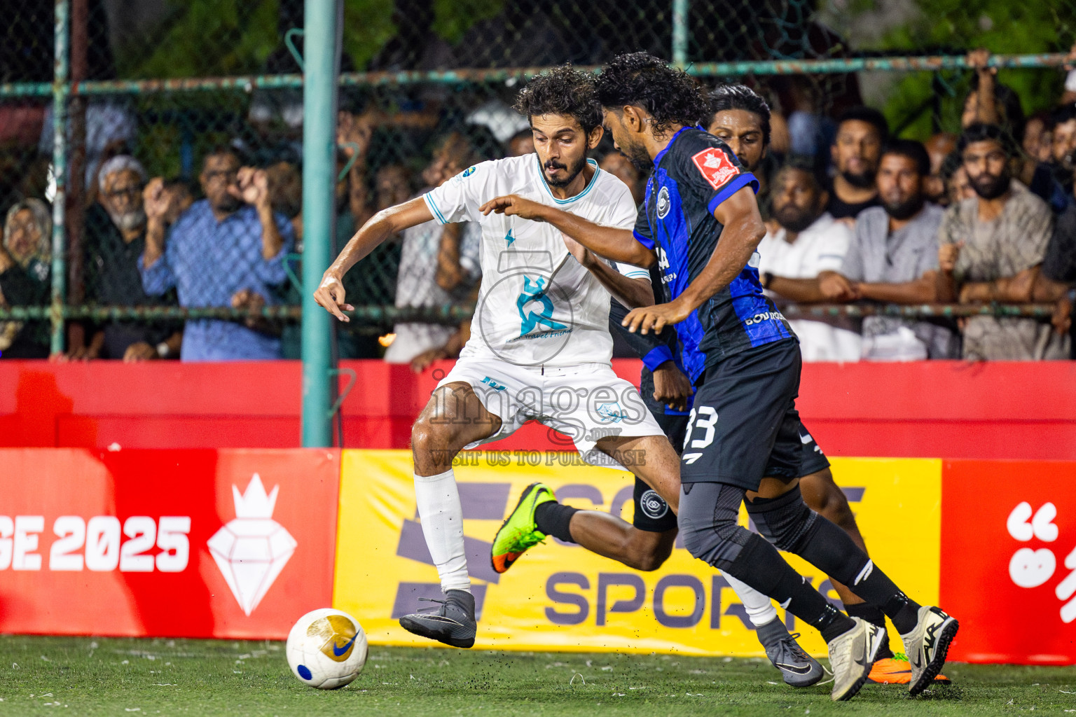 AA Bodufolhudhoo vs AA Thoddoo in Day 15 of Golden Futsal Challenge 2025 was held on Sunday, 19th January 2025, in Hulhumale', Maldives. Photos: Nausham Waheed / images.mv
