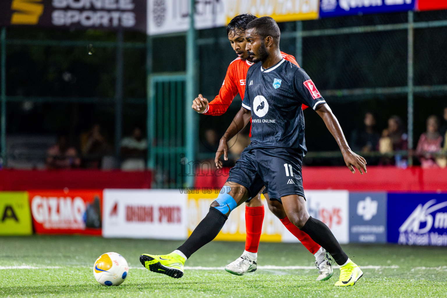 Th Kandoodhoo vs Th Gaadhiffushi in Day 10 of Golden Futsal Challenge 2025 was held on Tuesday, 14th January 2025, in Hulhumale', Maldives Photos: Nausham Waheed / images.mv